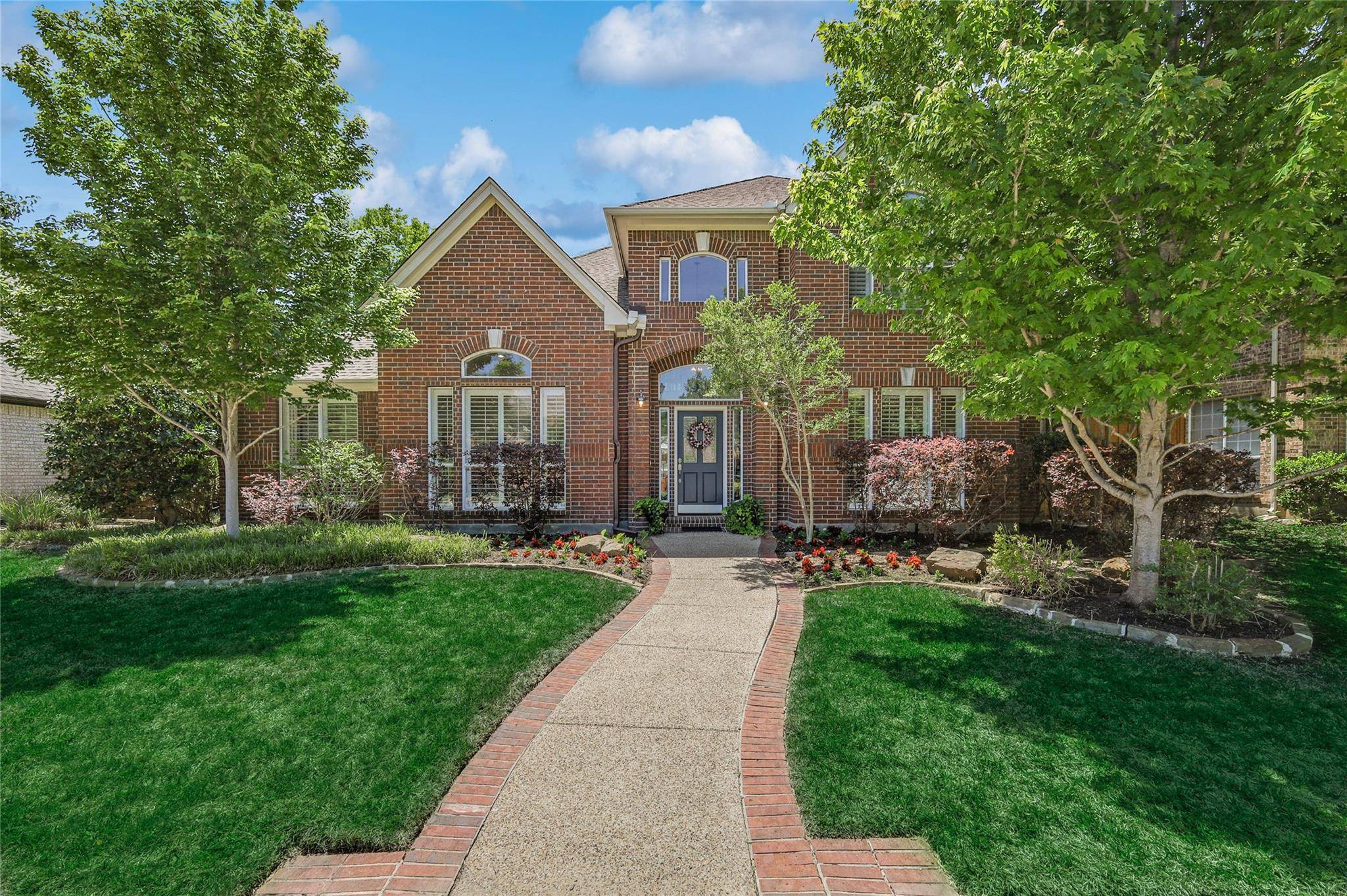 Coppell, TX 75019,327 Walnut Grove Lane