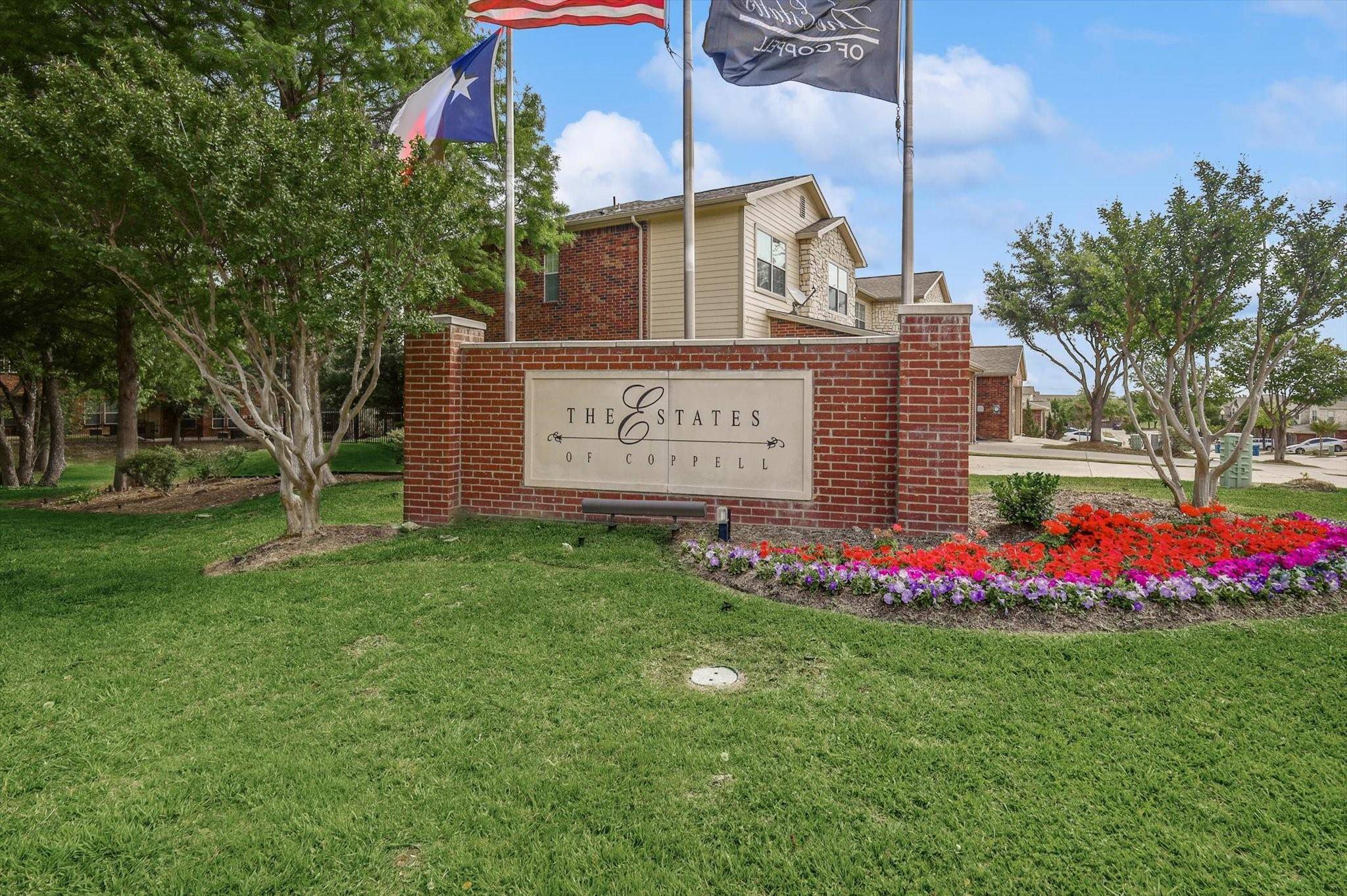 Coppell, TX 75019,1053 Colonial Drive