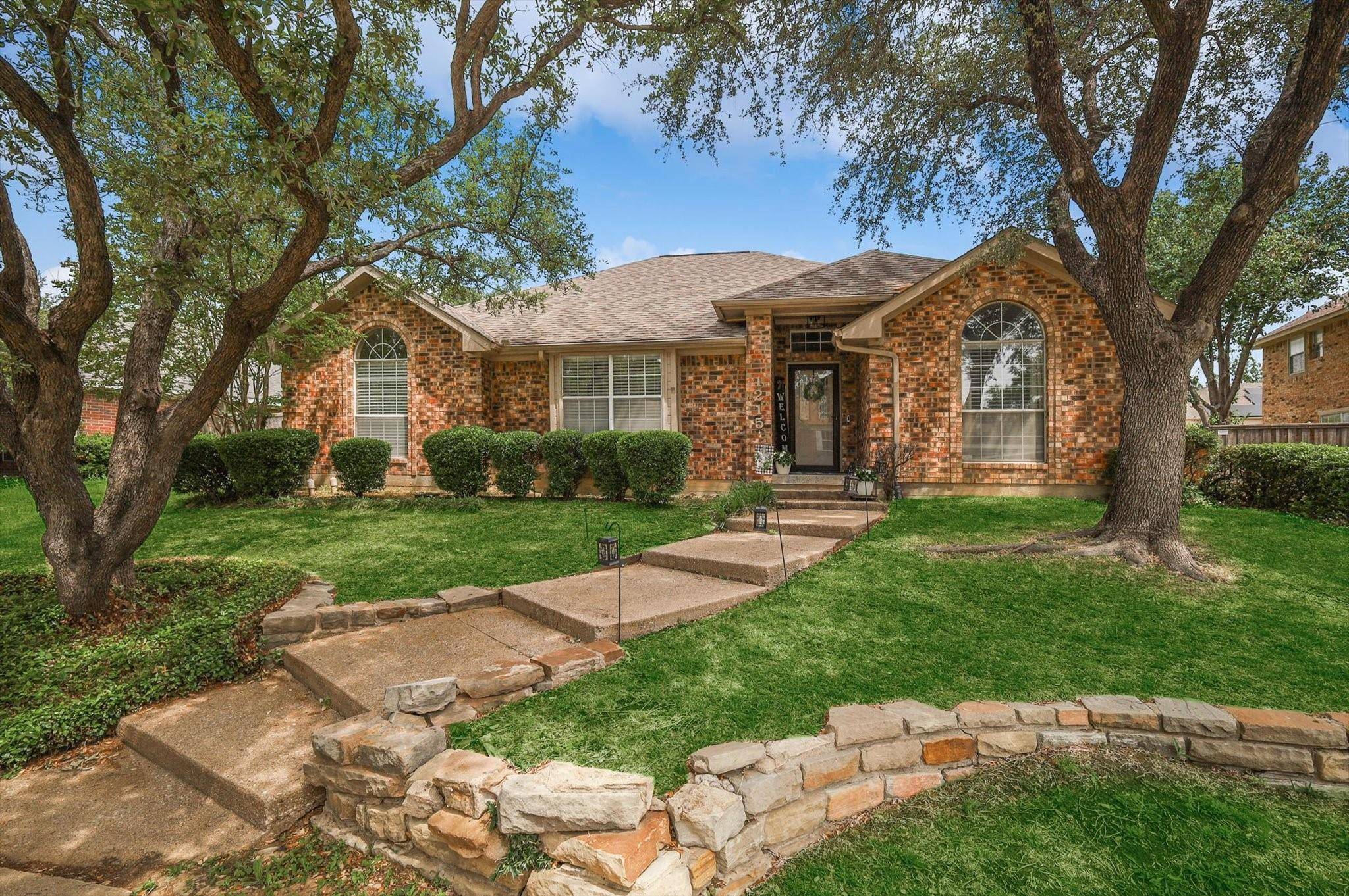 Carrollton, TX 75006,1215 Saint Tropez Drive