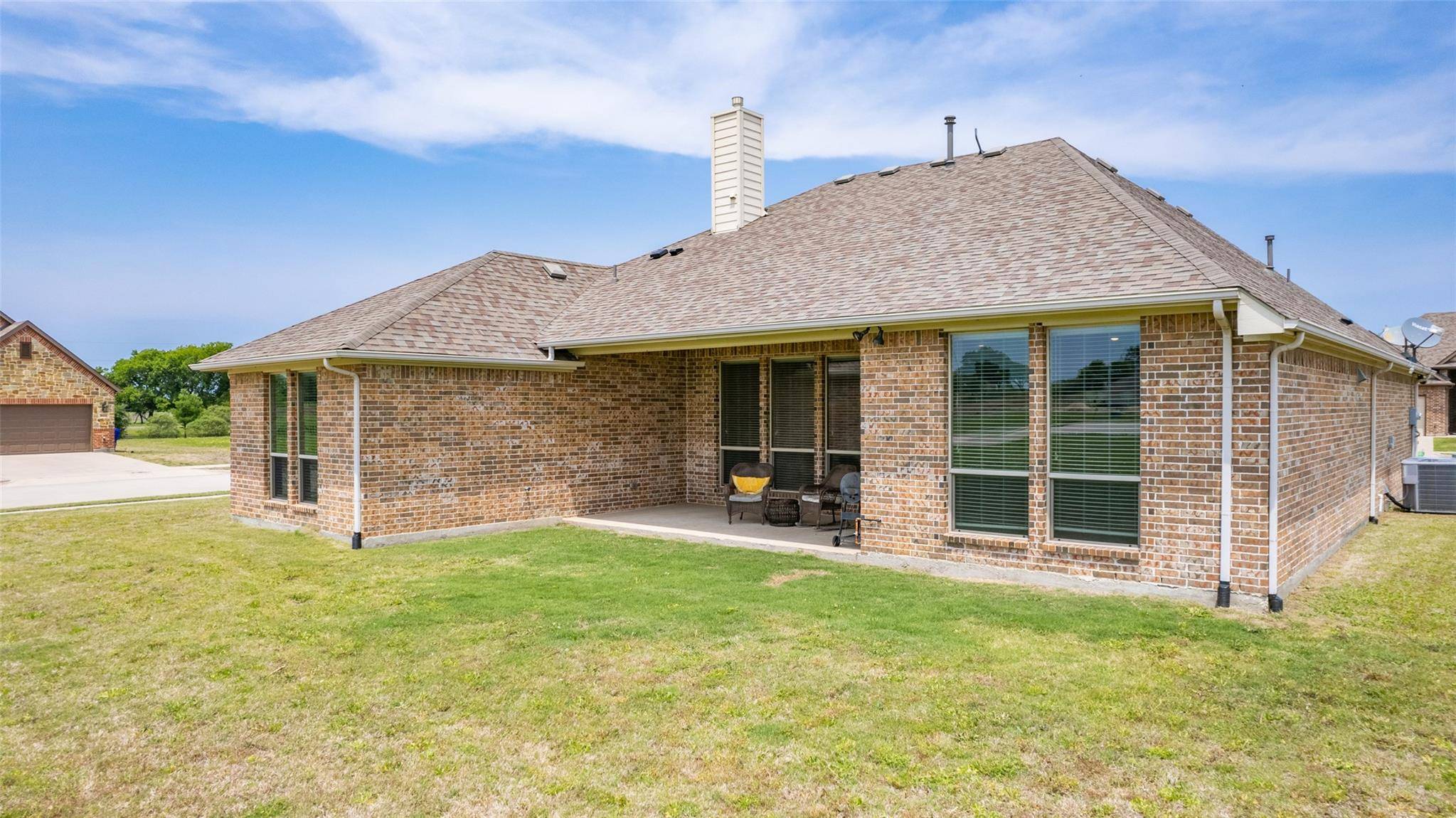 Royse City, TX 75189,909 Saint Matthew Circle