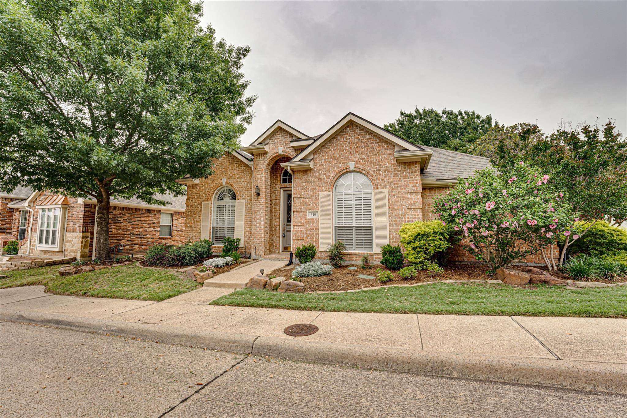 Rockwall, TX 75087,640 Woodland Way