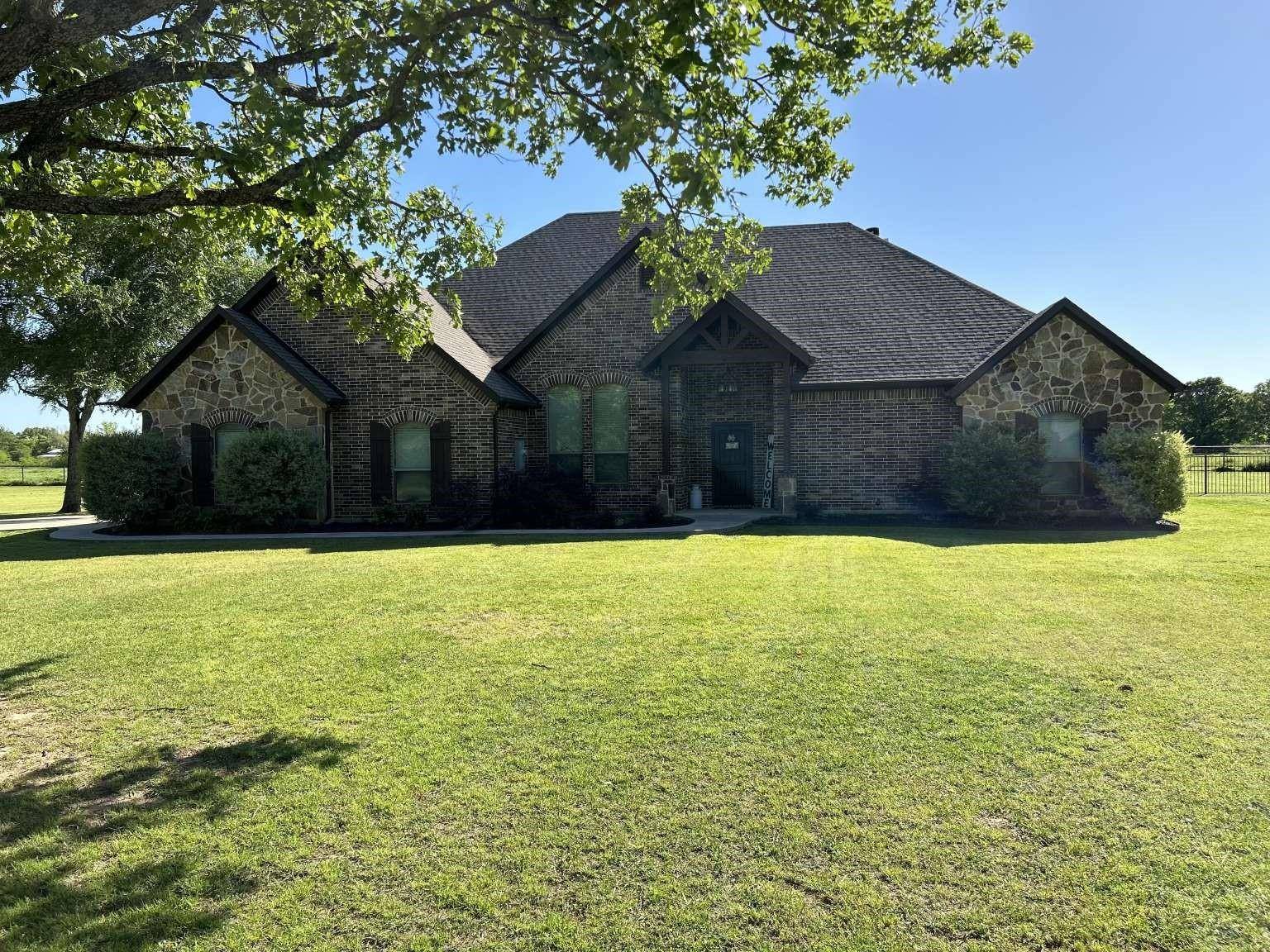 Terrell, TX 75160,5037 Country Meadows Drive