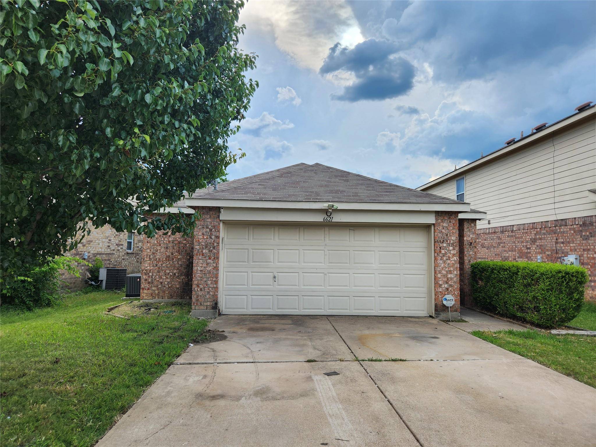 Fort Worth, TX 76179,6621 Waterhill Lane