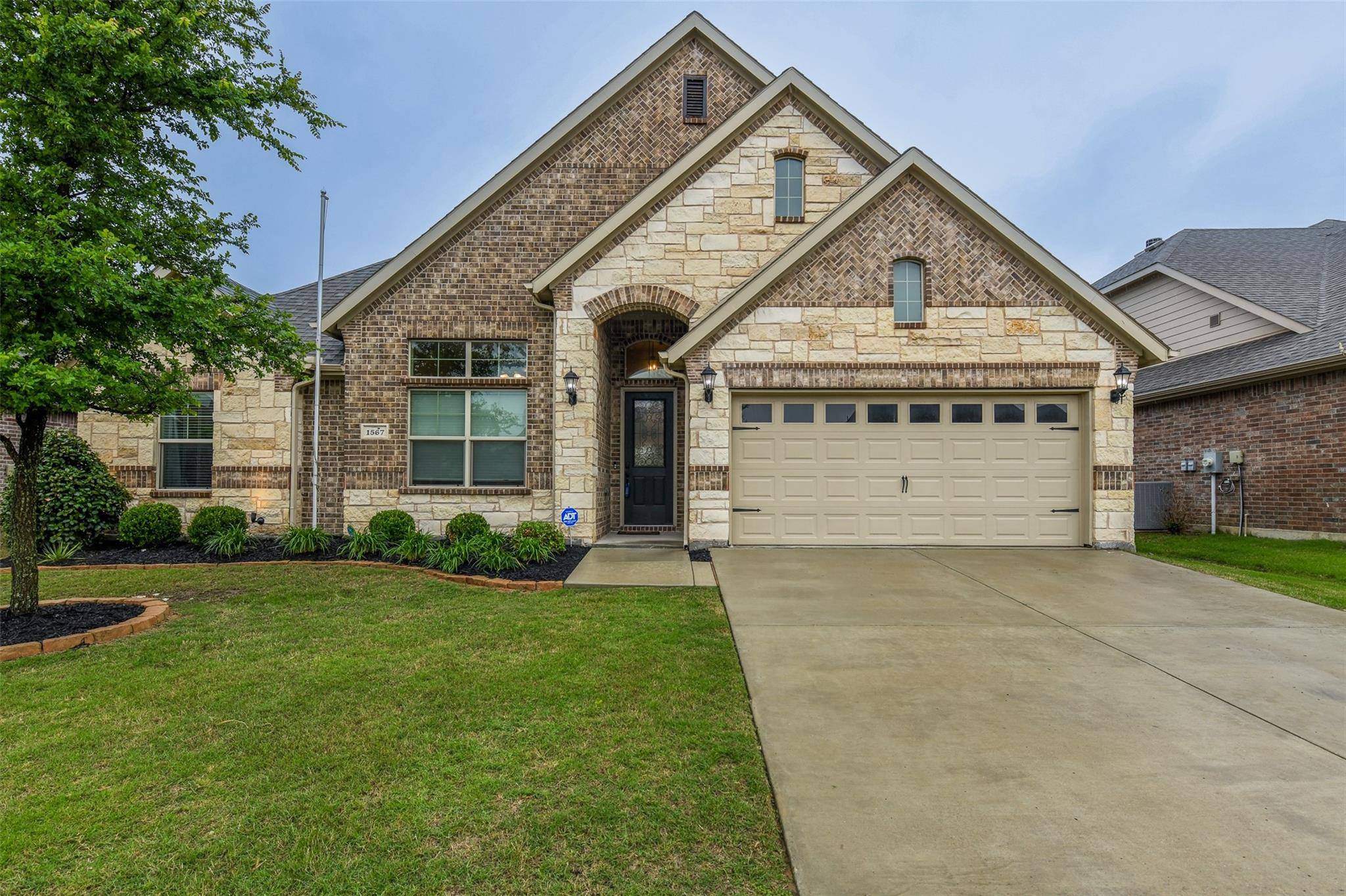 Waxahachie, TX 75165,1567 Retreat Road