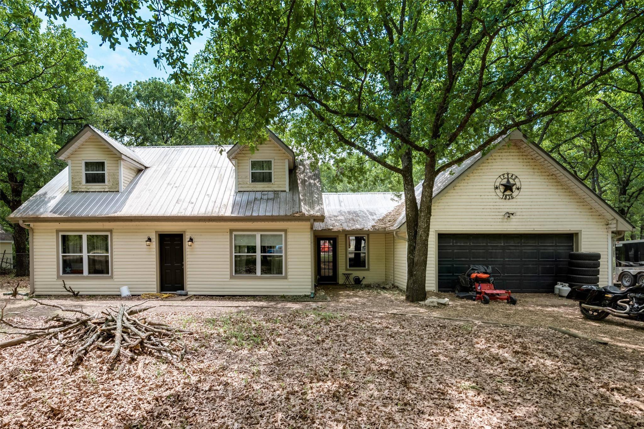 Mabank, TX 75156,211 Forest Lane Drive