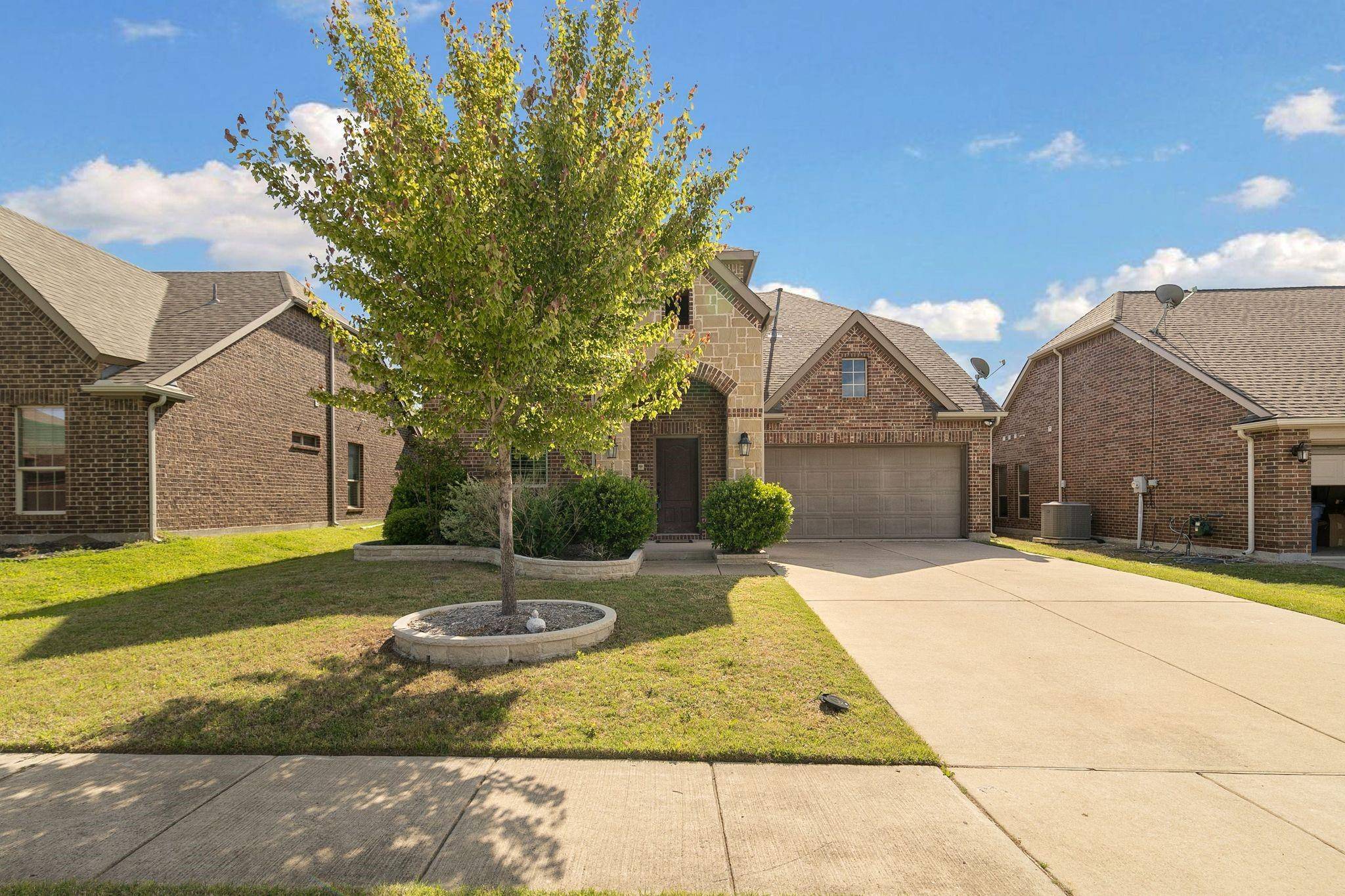 Mckinney, TX 75072,921 Sawmill Road