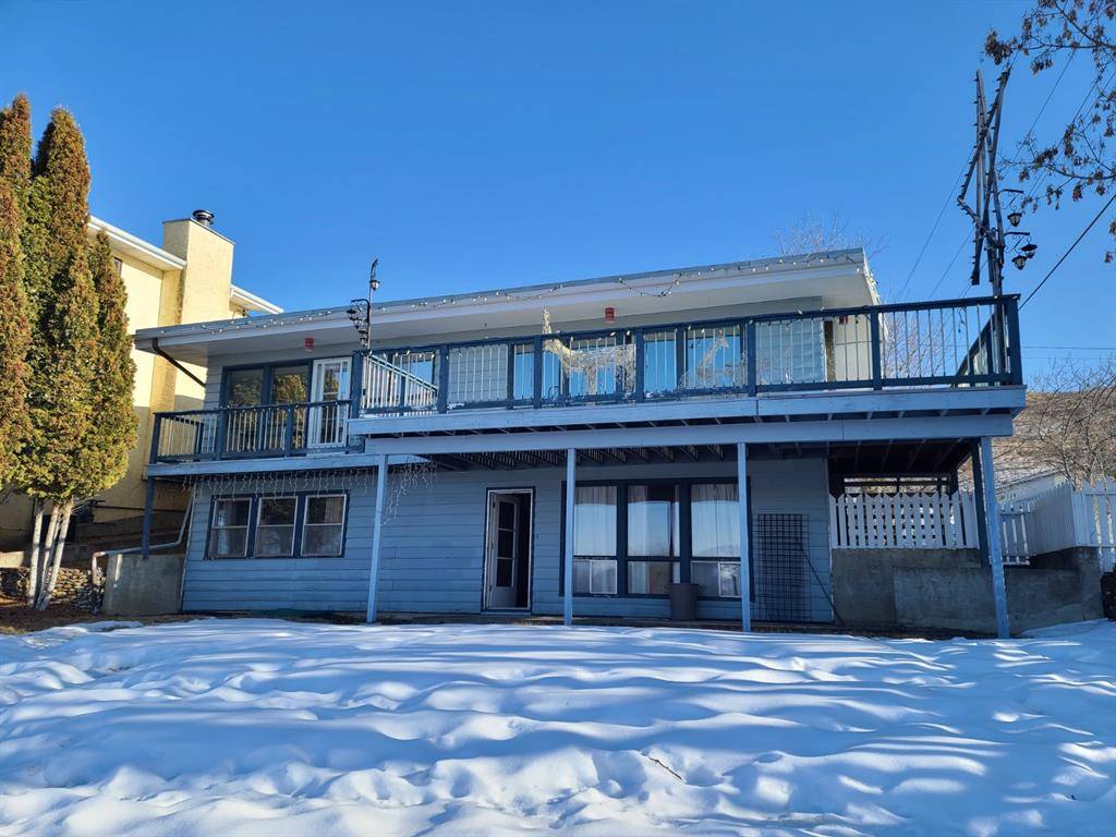 Peace River, AB T8S 1K4,10843 103 Street