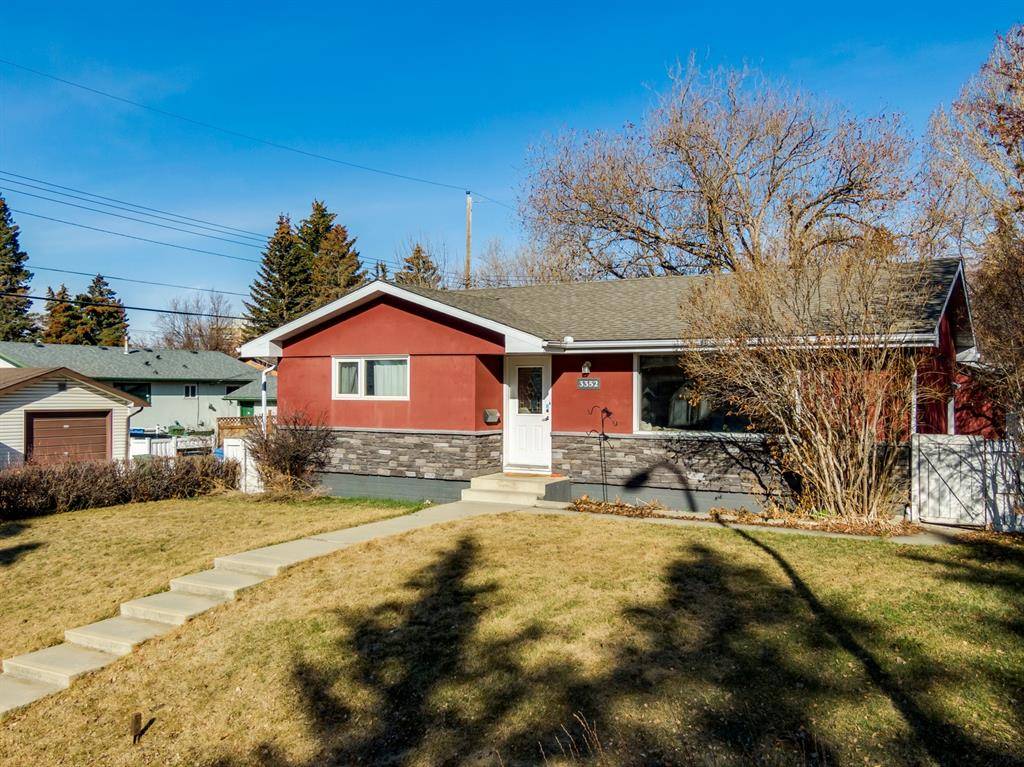 Calgary, AB T2L 1M8,3352 Barr RD NW