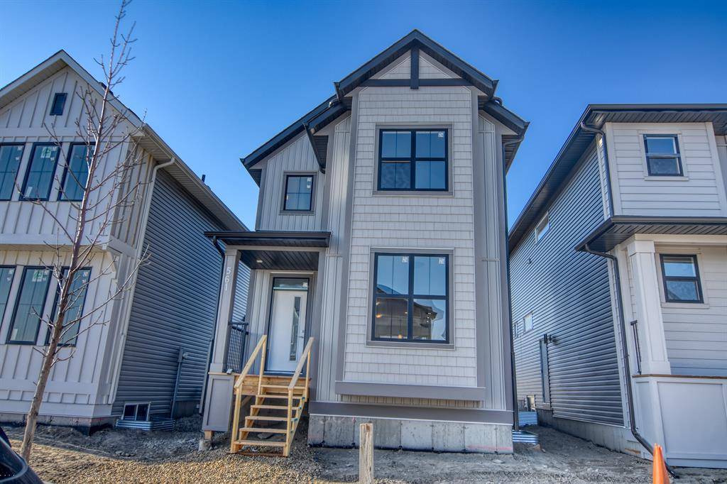 Airdrie, AB T4B 5H9,561 South Point PL SW