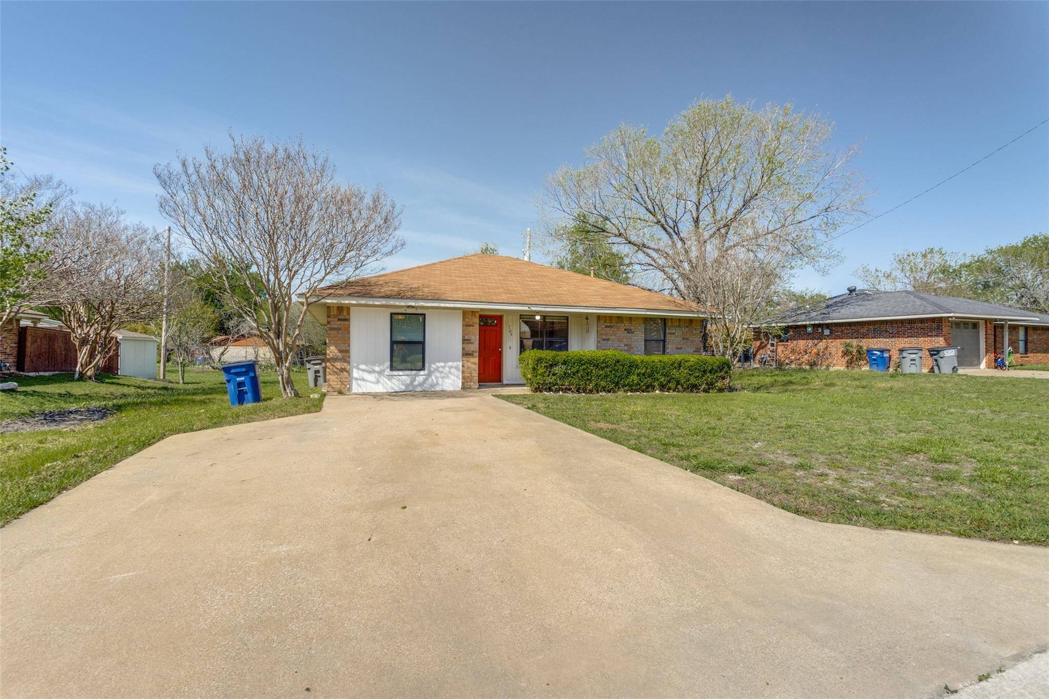 Princeton, TX 75407,704 Mckinney Avenue