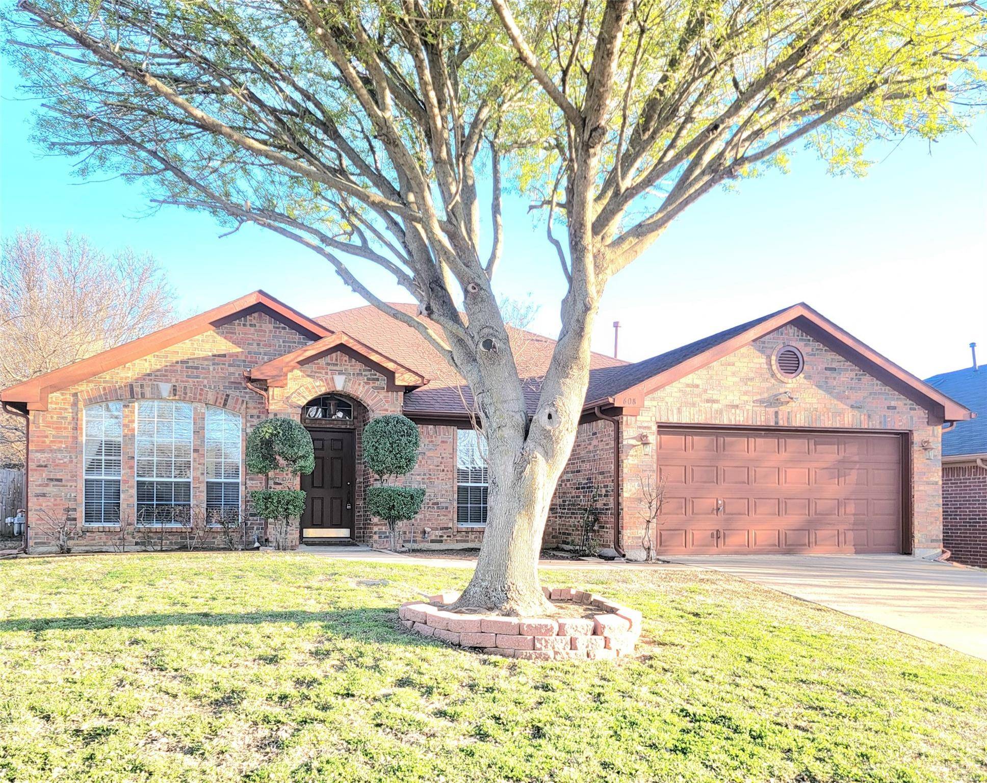 Mansfield, TX 76063,608 Joy Lane