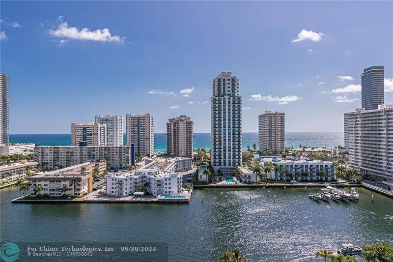 Hallandale Beach, FL 33009,137 Golden Isles Dr  #1504