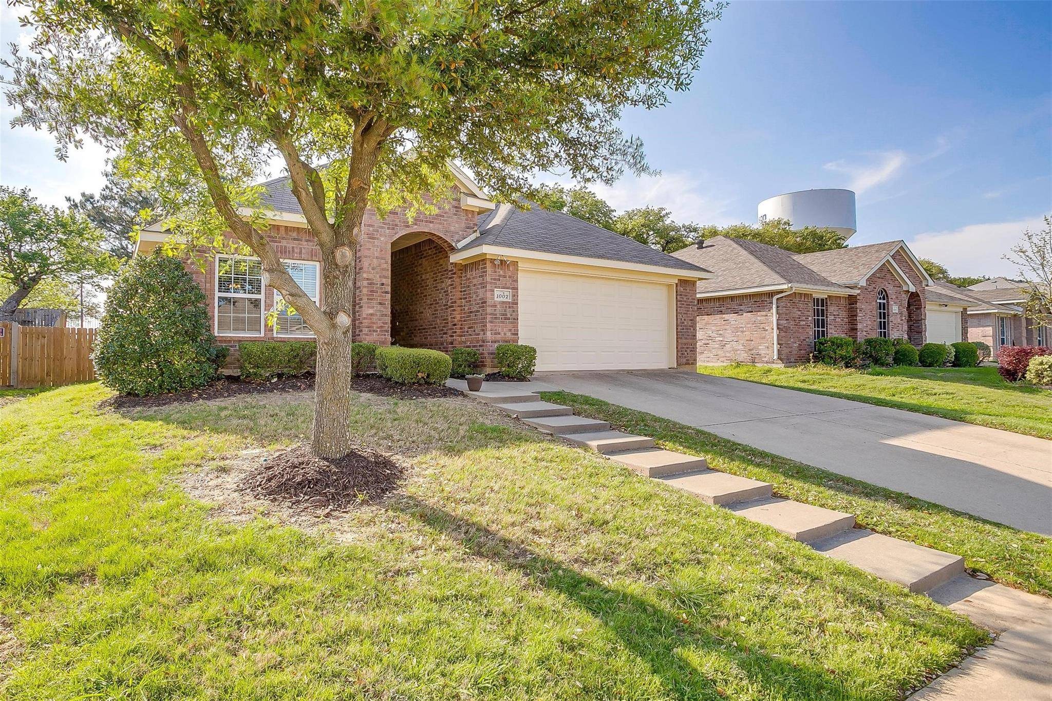 Burleson, TX 76028,1002 Hidden Oaks Drive