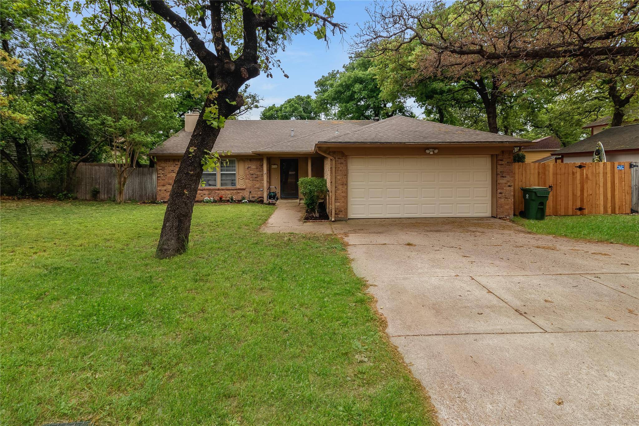 Arlington, TX 76016,6312 Barcelona Drive