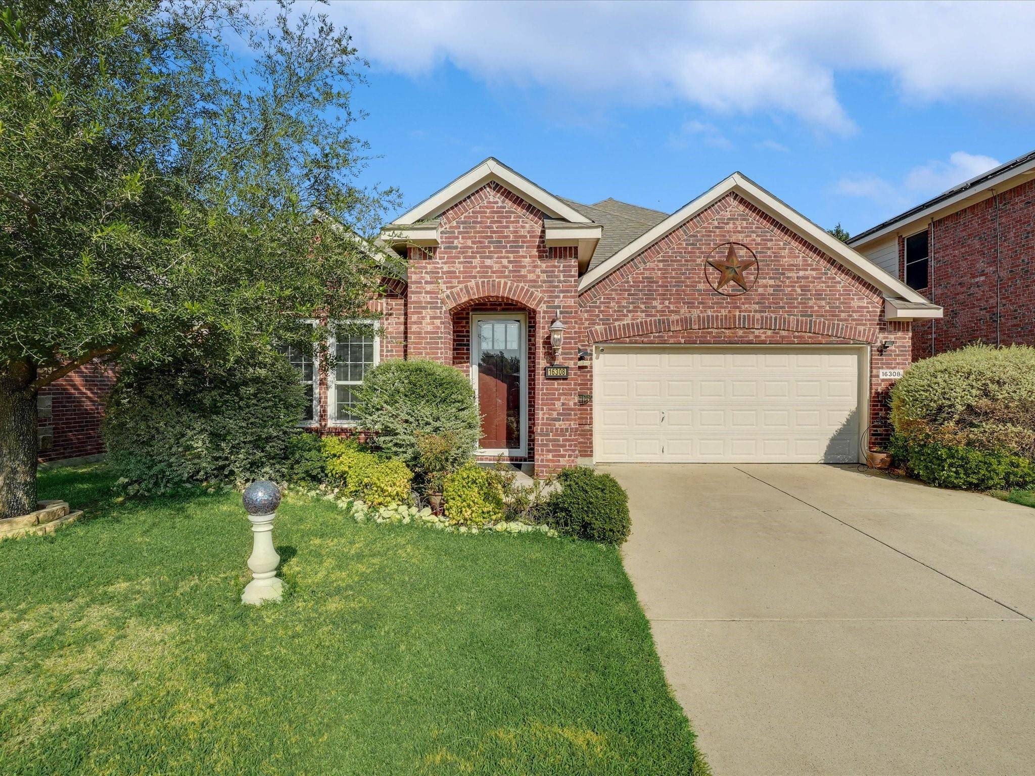 Fort Worth, TX 76247,16308 Caney Fork Drive