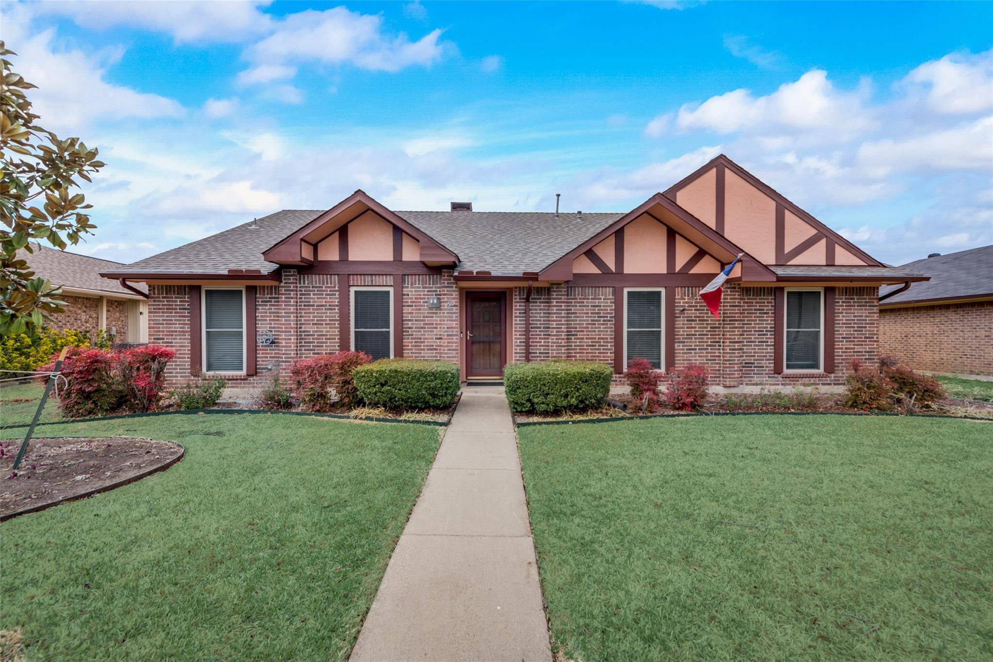 Lewisville, TX 75067,1617 Glencairn Lane