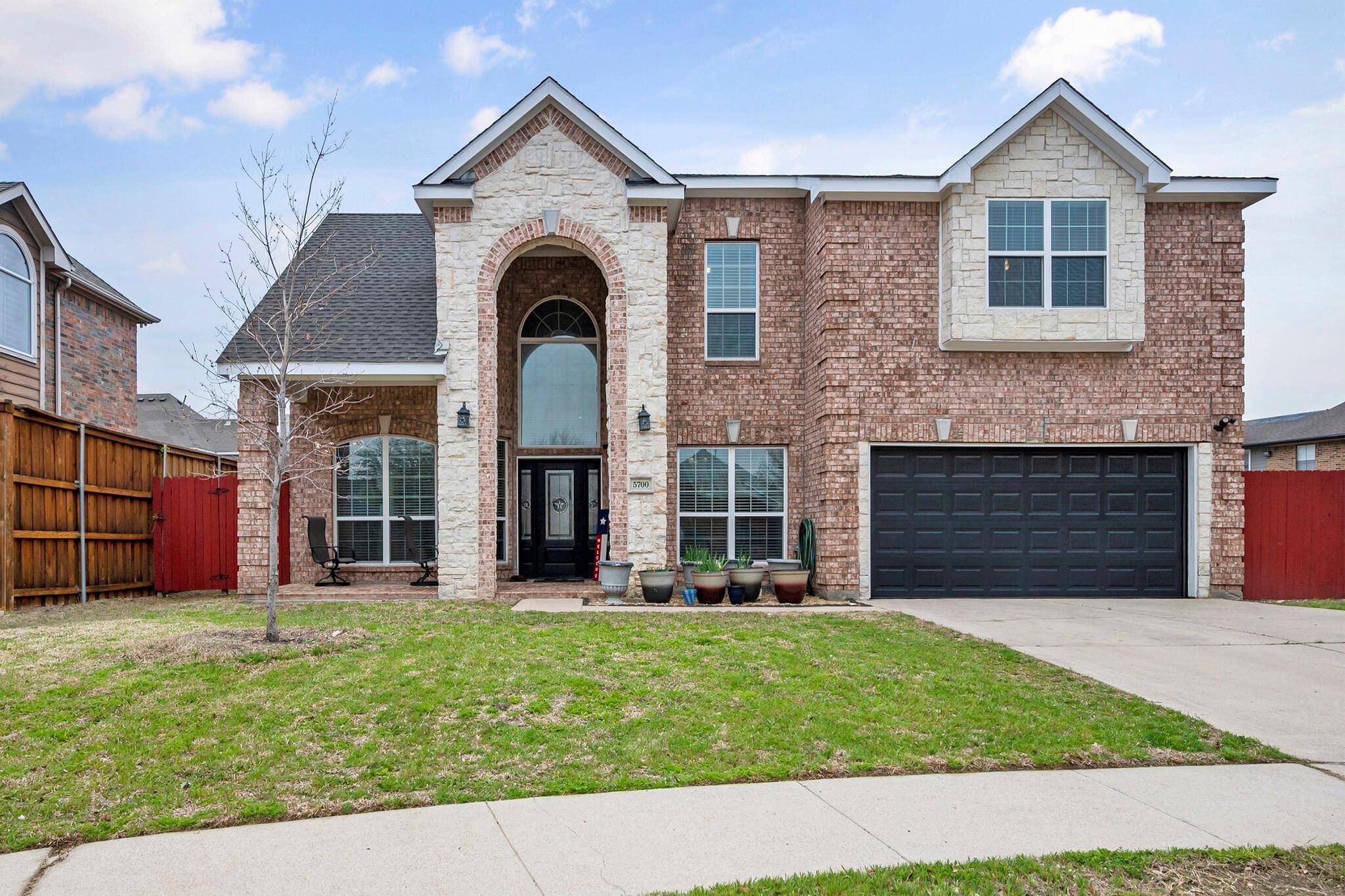 Haltom City, TX 76137,5700 Courtney Circle