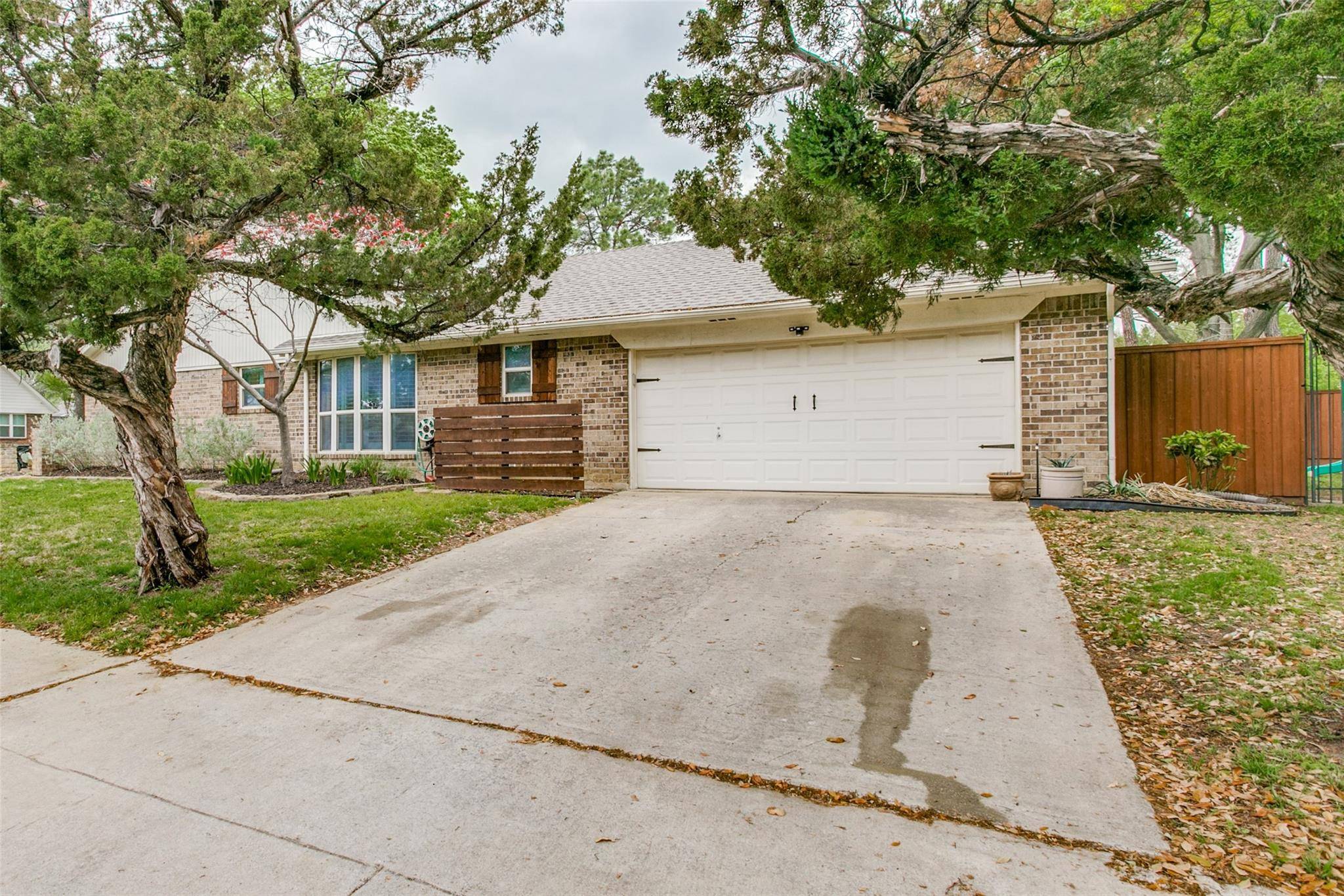 Euless, TX 76039,2502 Morrison Drive