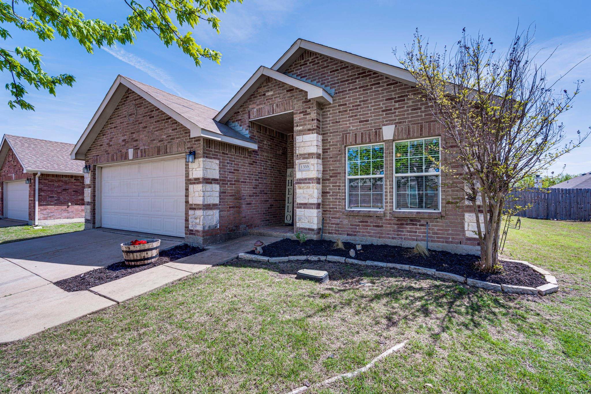 Burleson, TX 76028,1333 Haley Lane