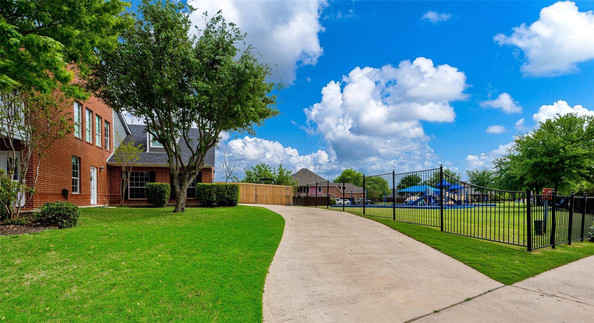 Rowlett, TX 75089,10014 Fairway Vista Drive