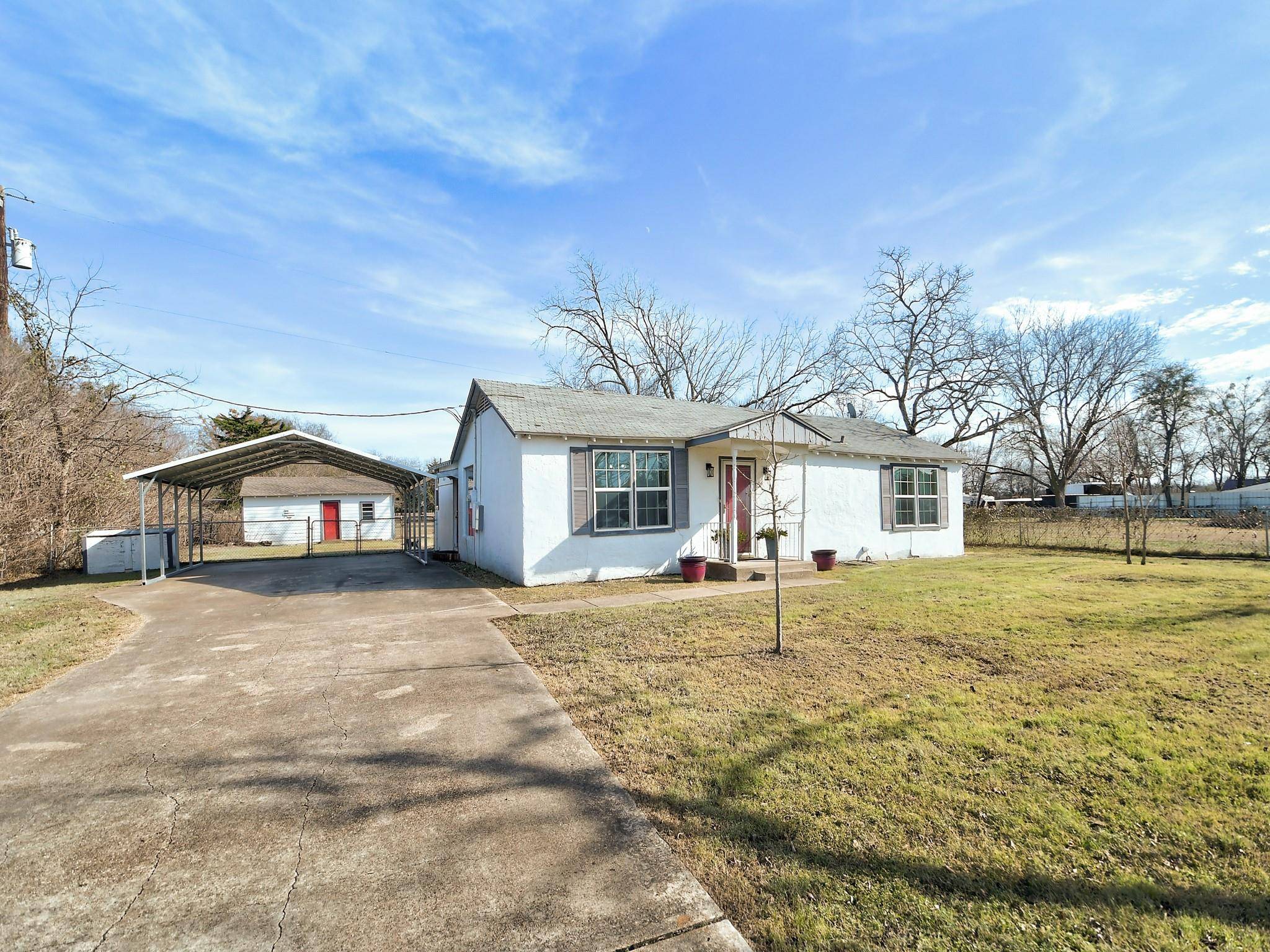 Desoto, TX 75115,1932 N Westmoreland Road