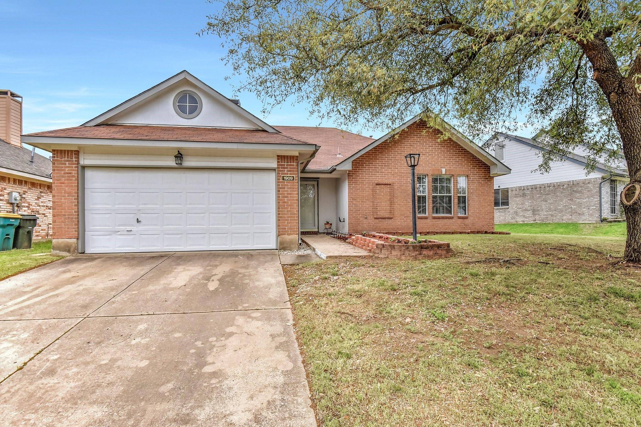 Sherman, TX 75092,1909 Timberline Lane