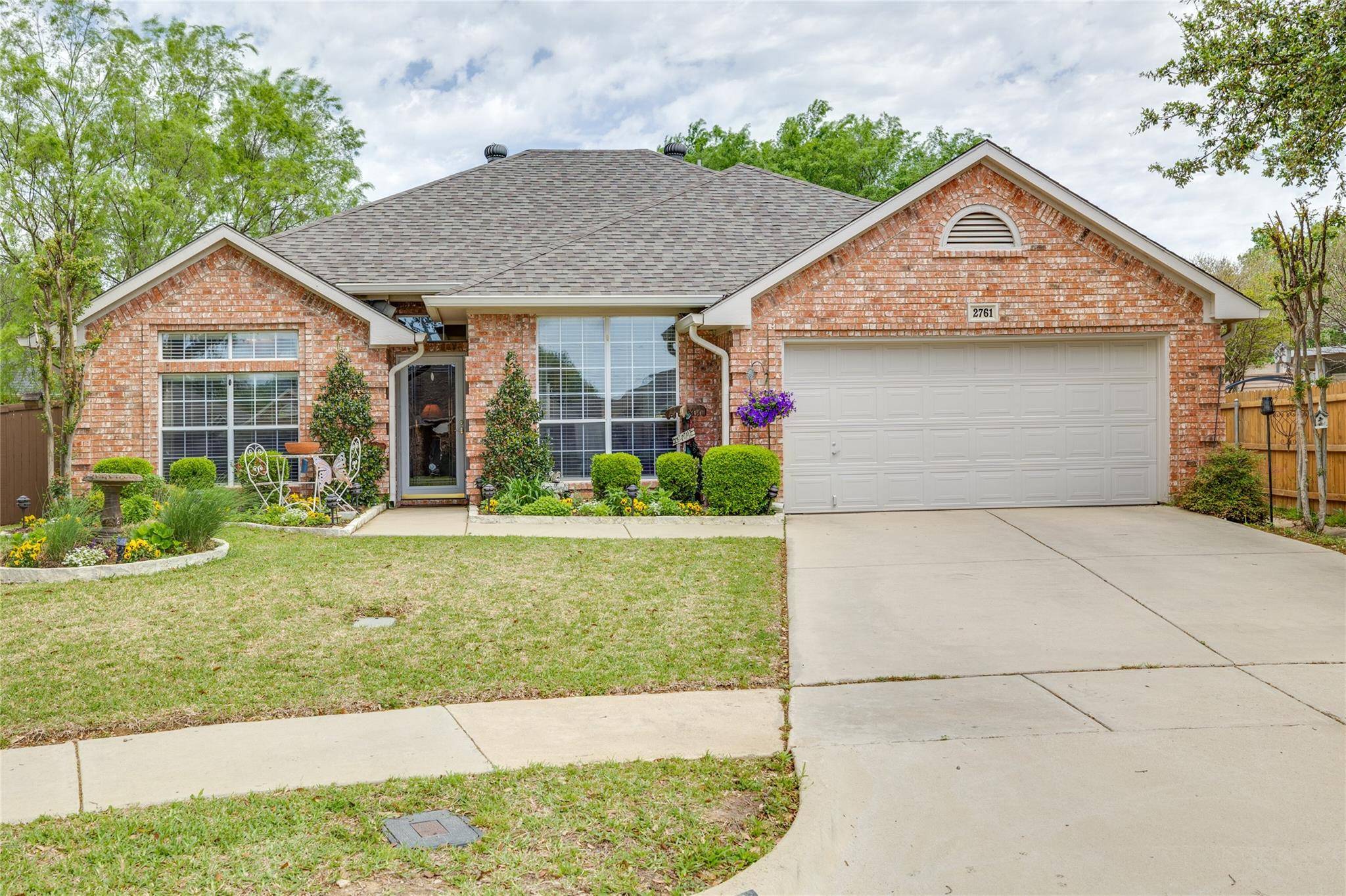 Hurst, TX 76054,2761 Crystal Glenn Circle