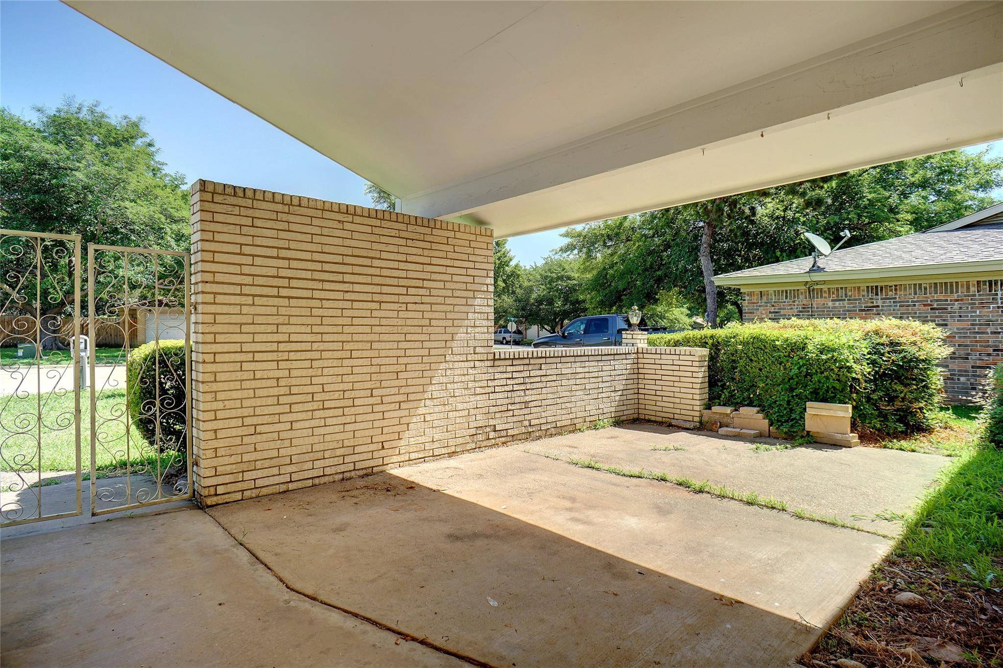 Keller, TX 76248,412 Lorine Street