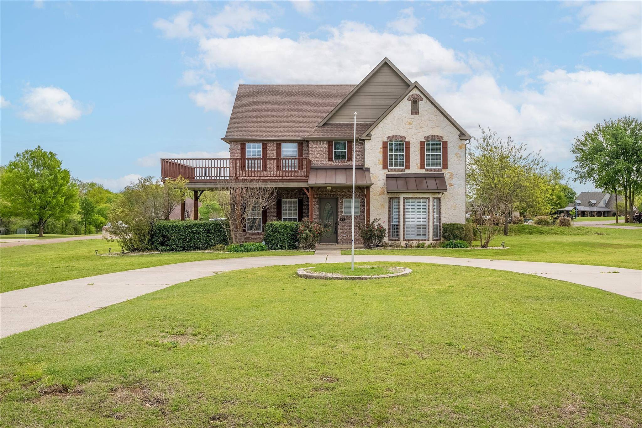 Gunter, TX 75058,122 Forest Hills Circle