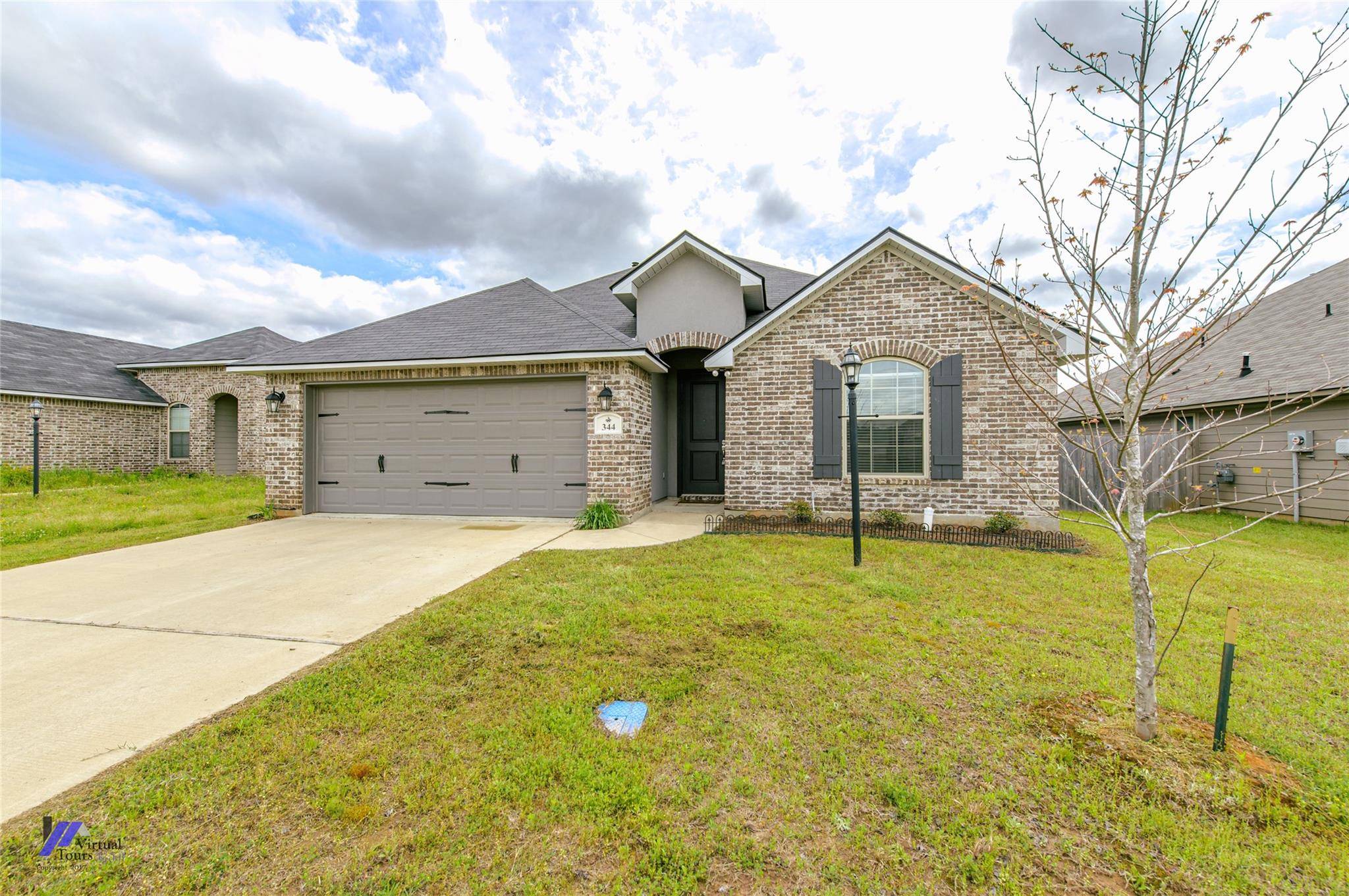 Haughton, LA 71037,344 Camden Hill