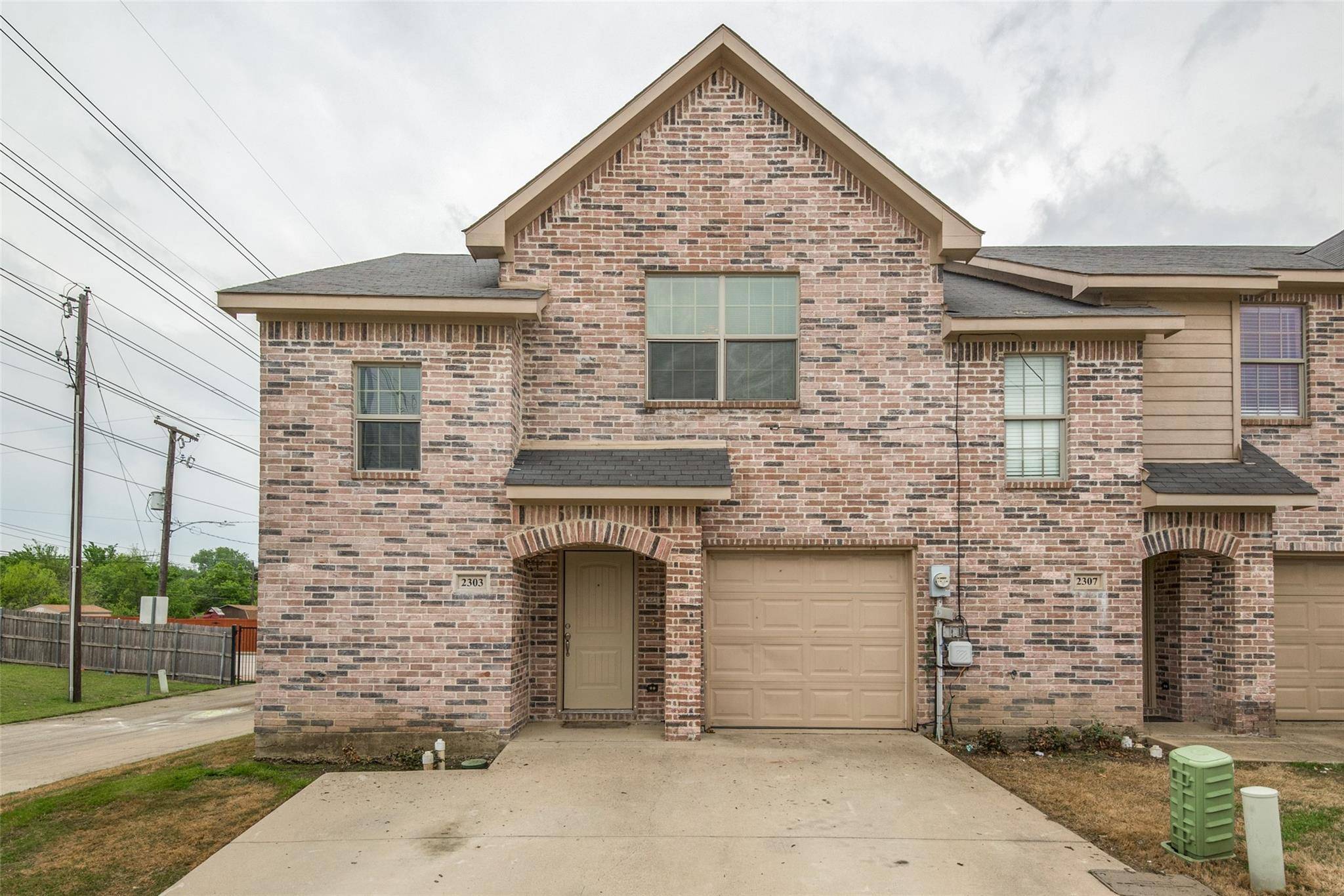 Grand Prairie, TX 75050,2303 Calendar Court