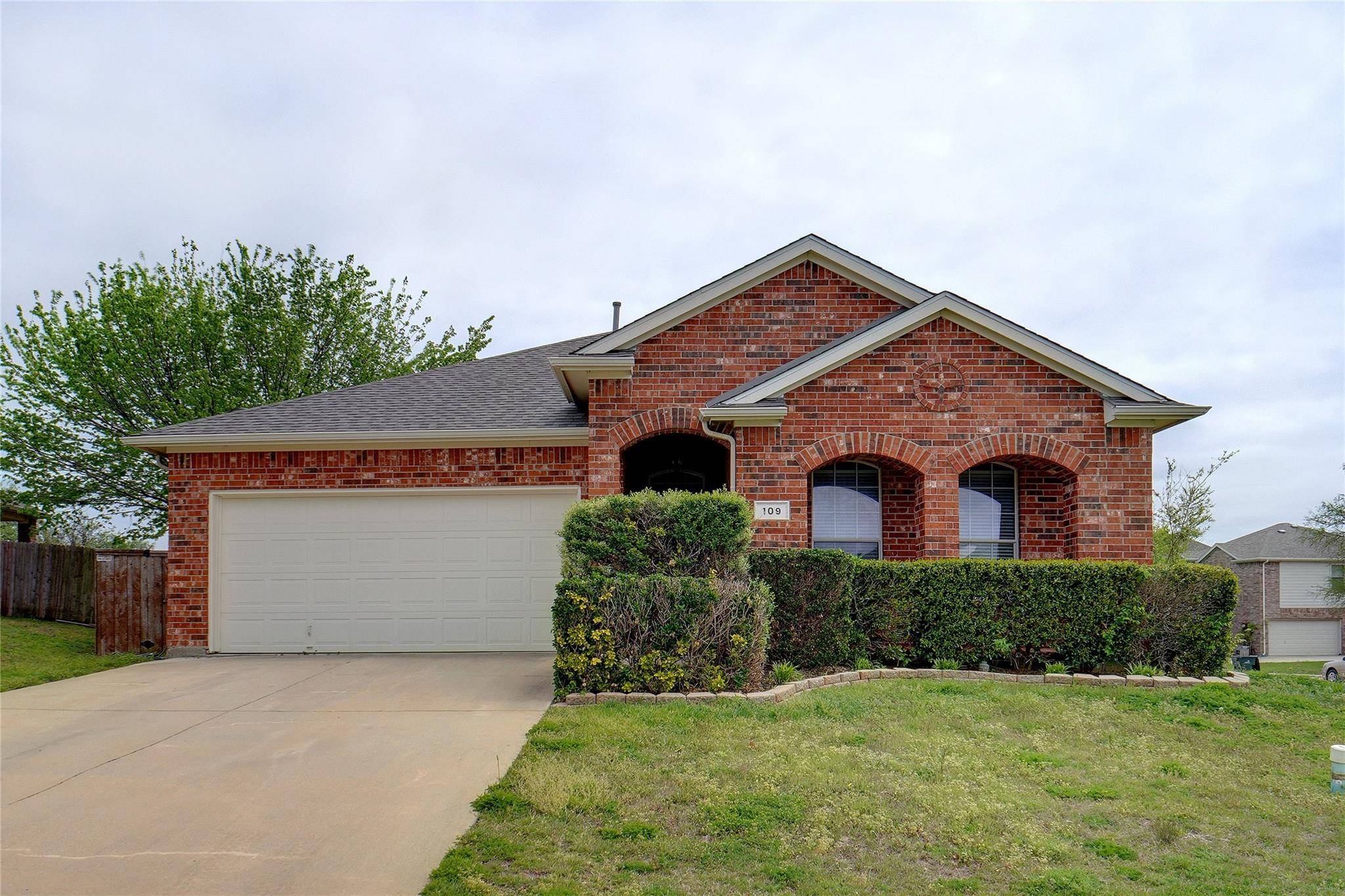 Sanger, TX 76266,109 Creekside Drive