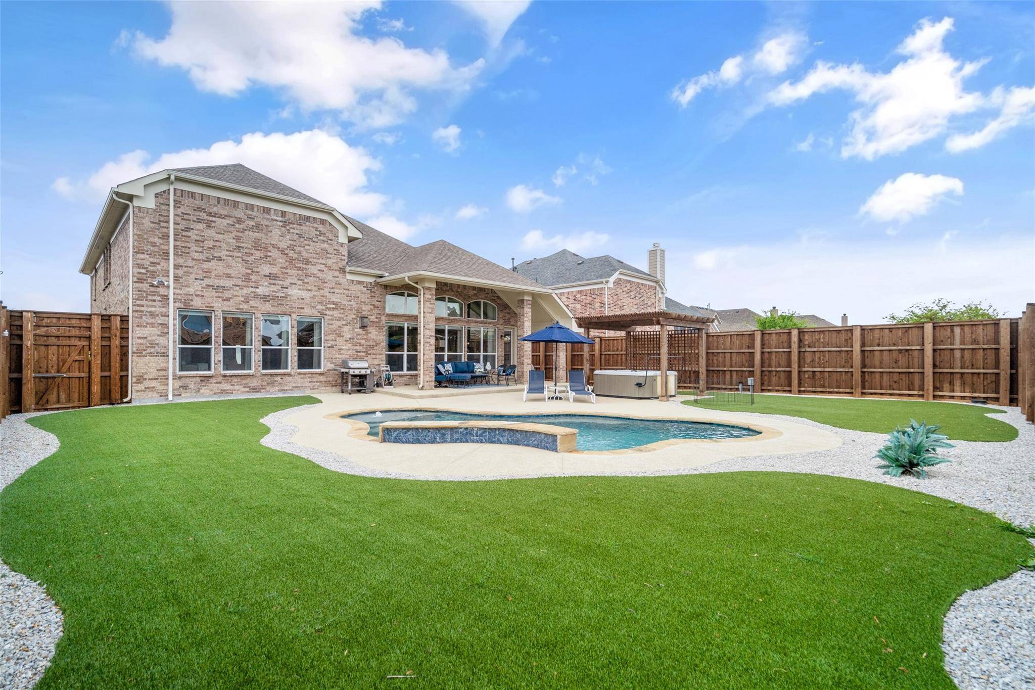 Mckinney, TX 75071,809 Windy Hill Drive