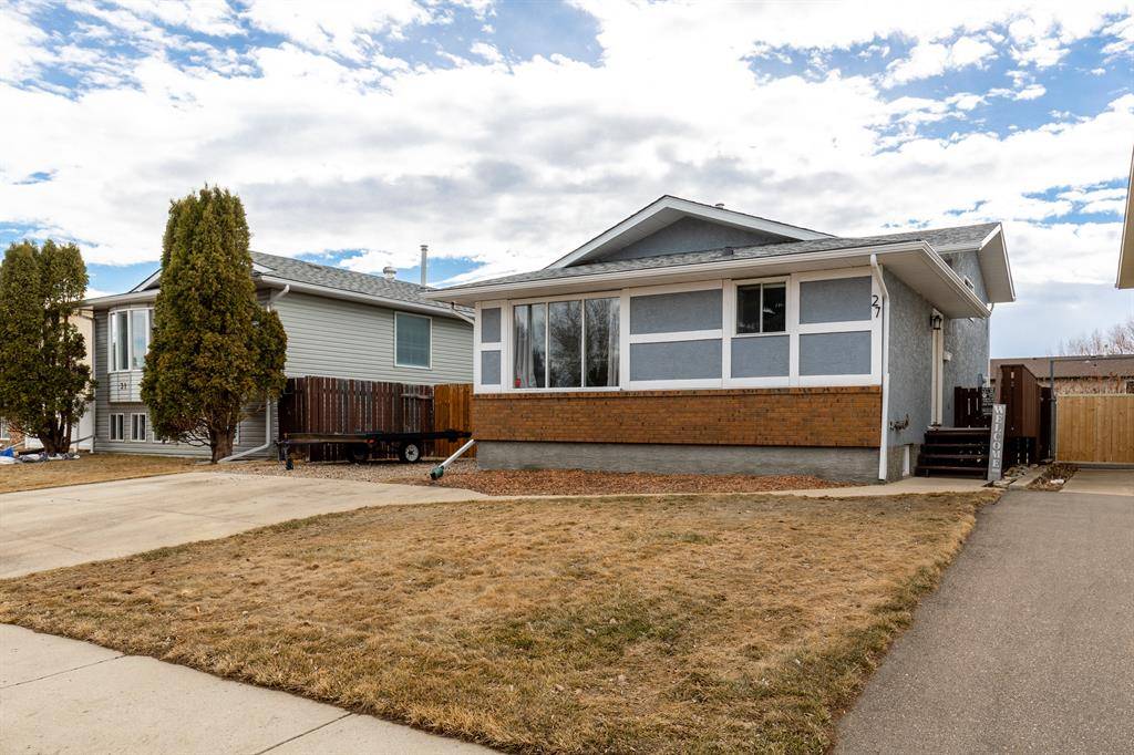 Medicine Hat, AB T1B 3A2,27 Rae CRES SE