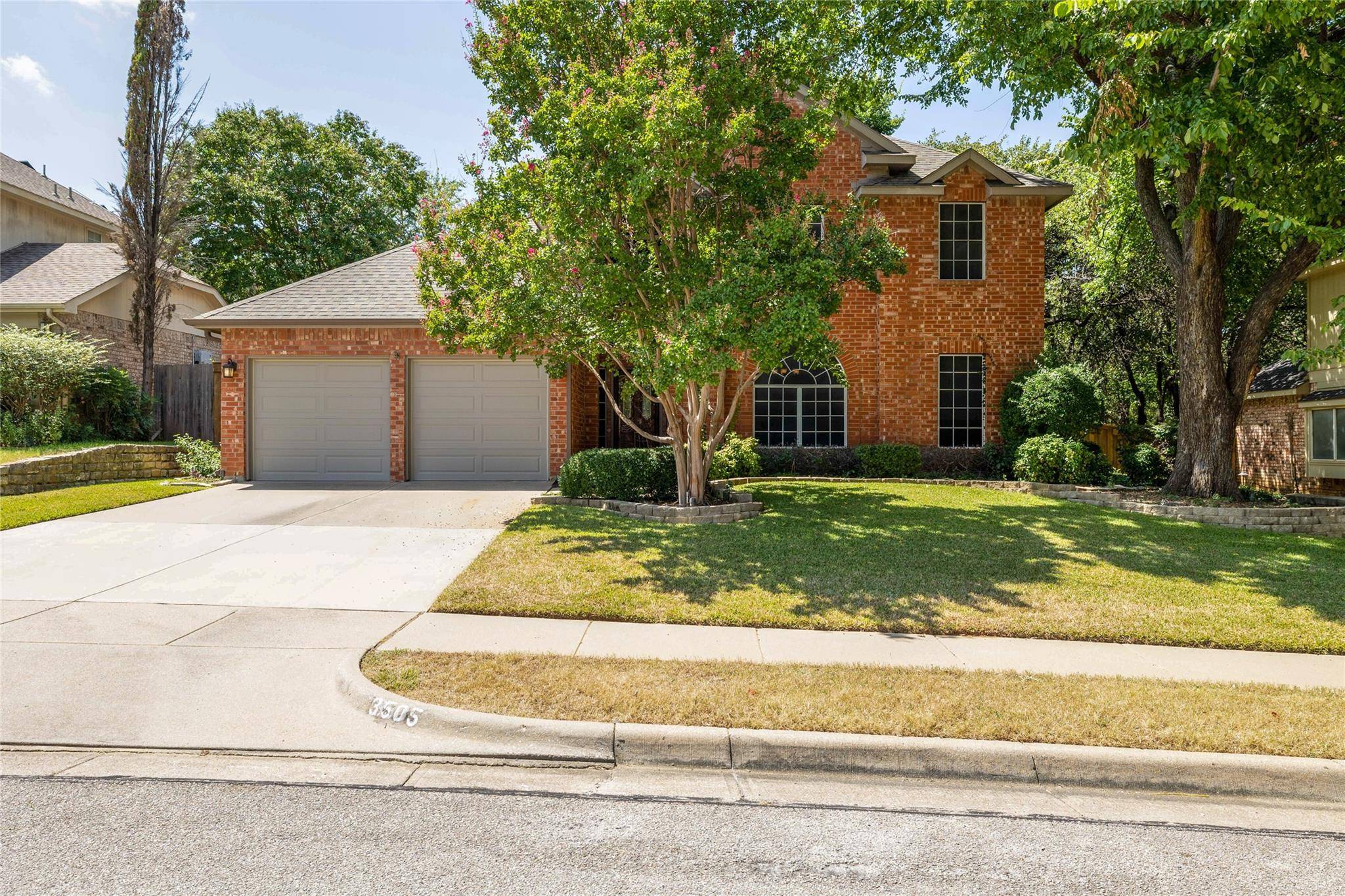 Bedford, TX 76021,3505 Vista Way