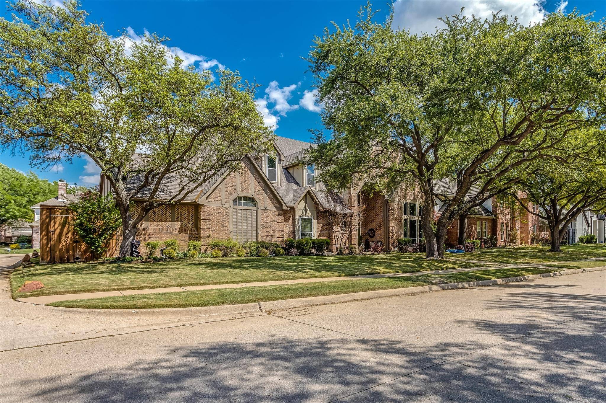 Plano, TX 75024,4565 Hitching Post Lane