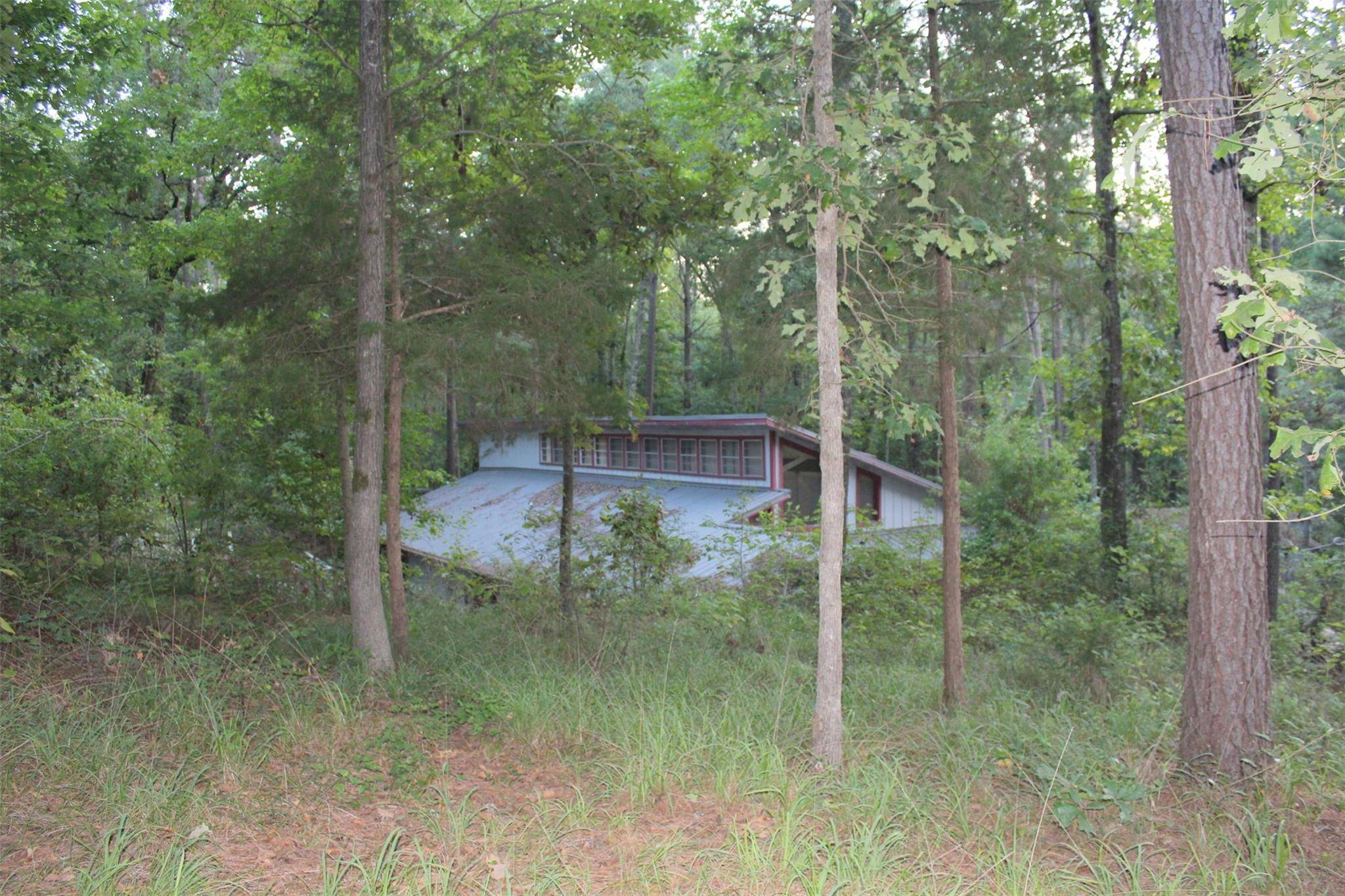 Winnsboro, TX 75494,260 Private Road 8574