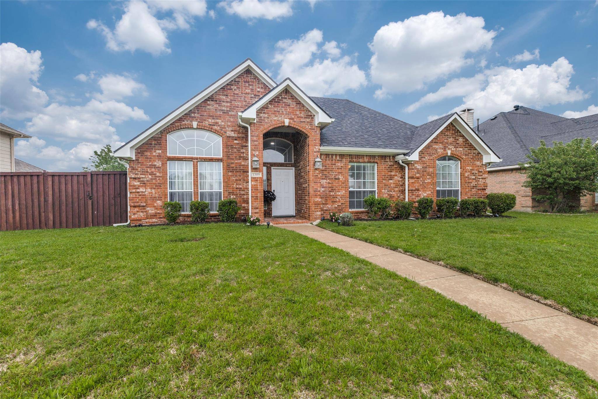 Garland, TX 75043,1509 Spring Hollow Lane