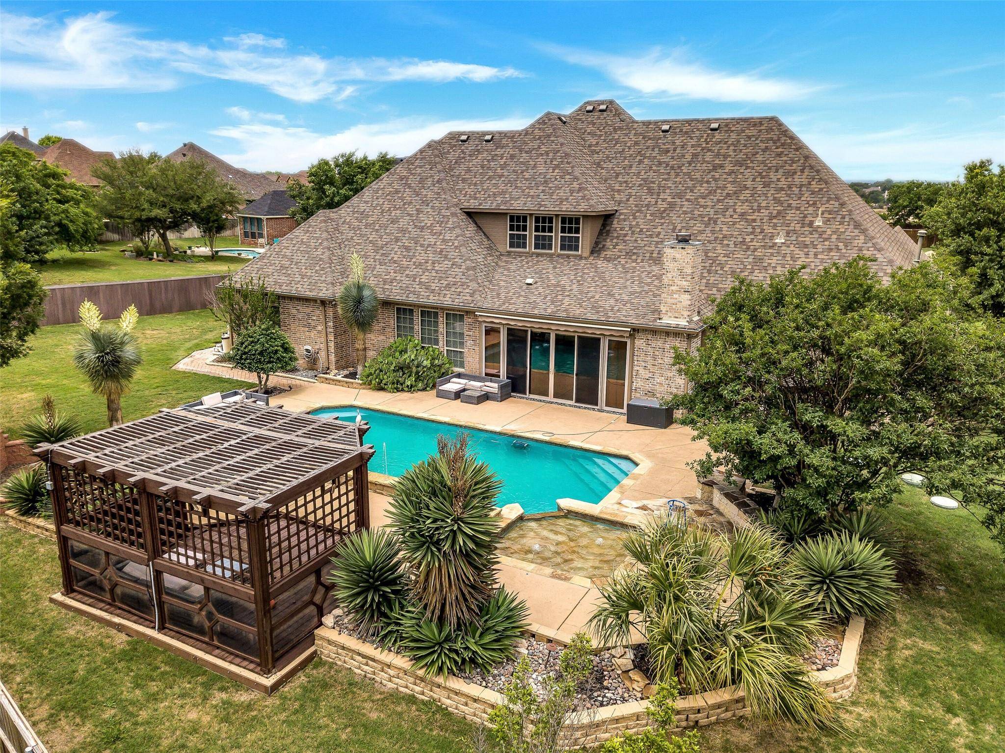 Waxahachie, TX 75167,8280 Armstrong Way