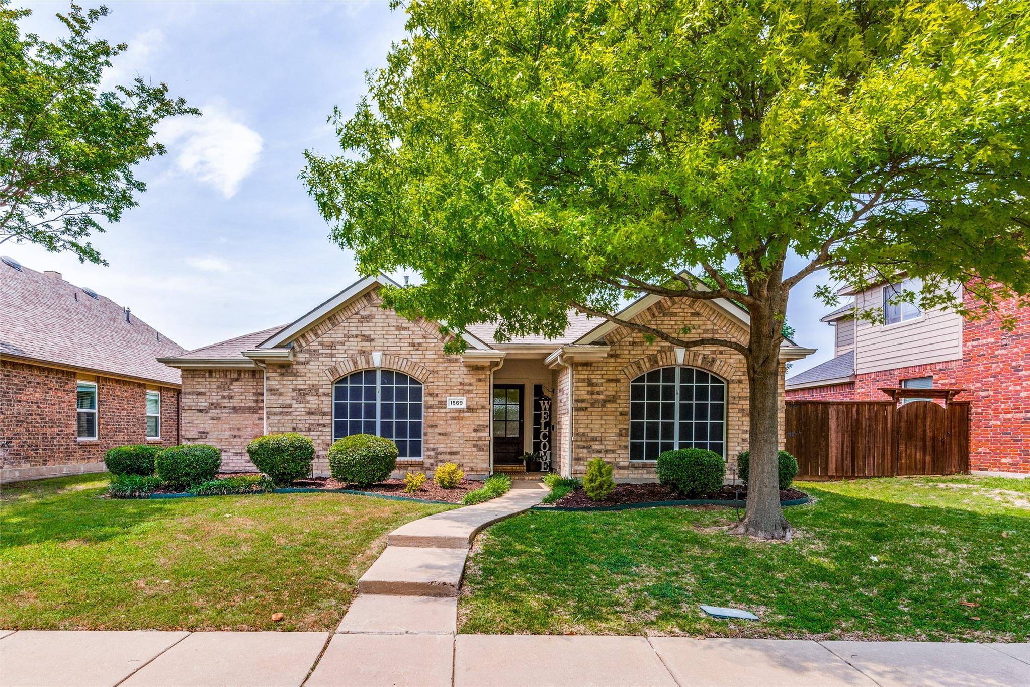 Allen, TX 75002,1569 Mahogany Drive