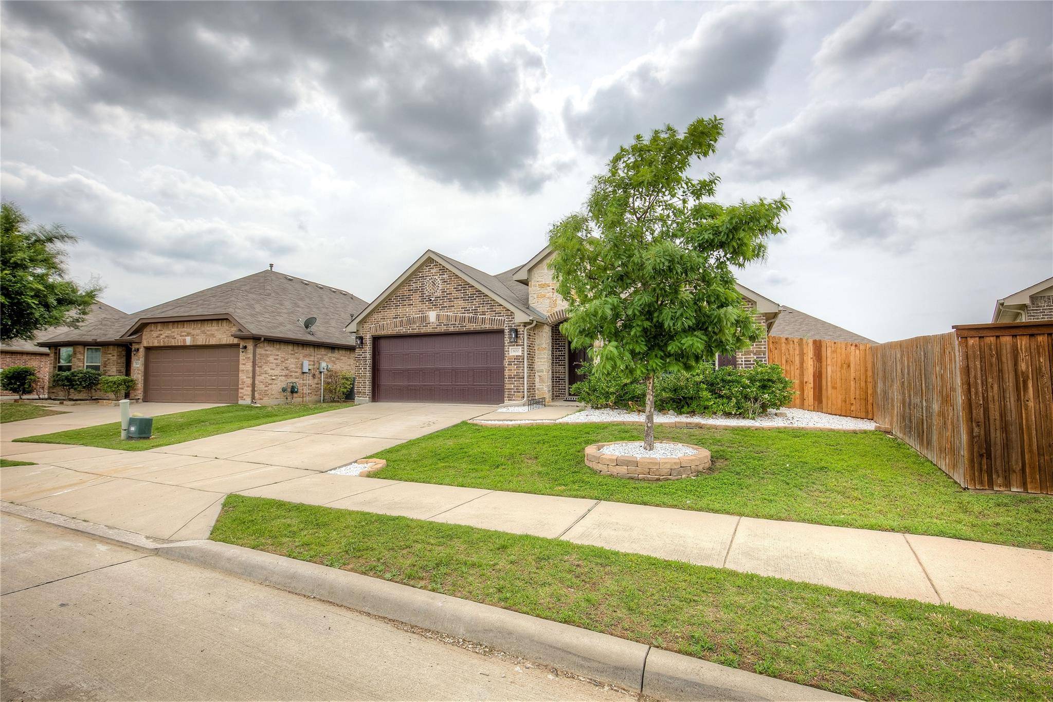 Little Elm, TX 75068,800 Goldenmist Drive