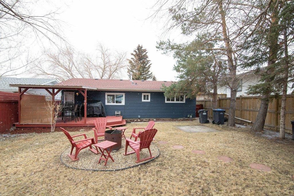 Sylvan Lake, AB T4S 1H8,79 Sylvan DR