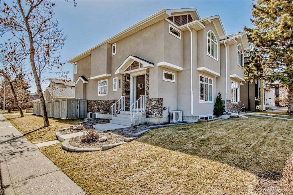 Calgary, AB T3E 3P7,3705 43 ST SW