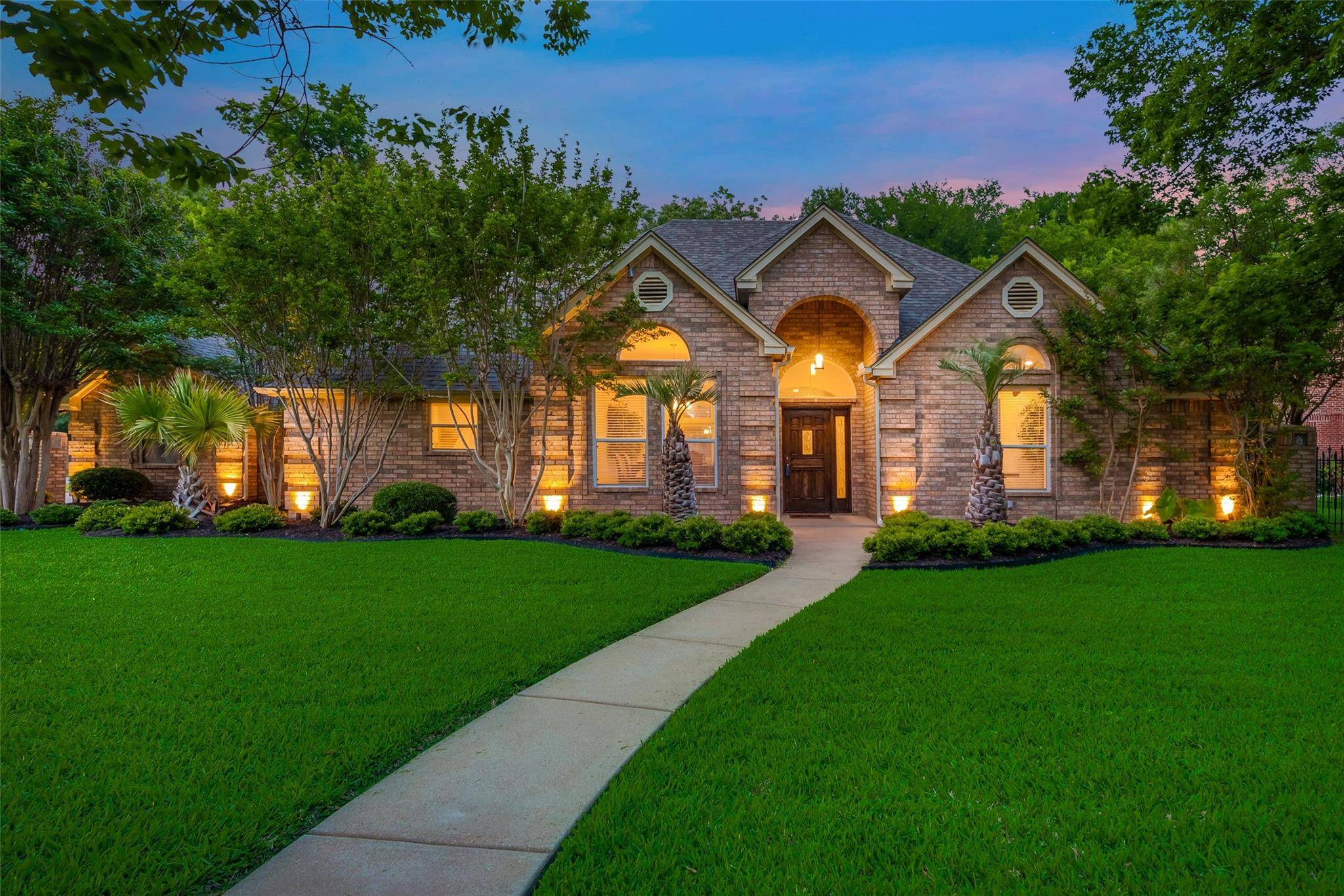 Fort Worth, TX 76112,6125 Forest Lane