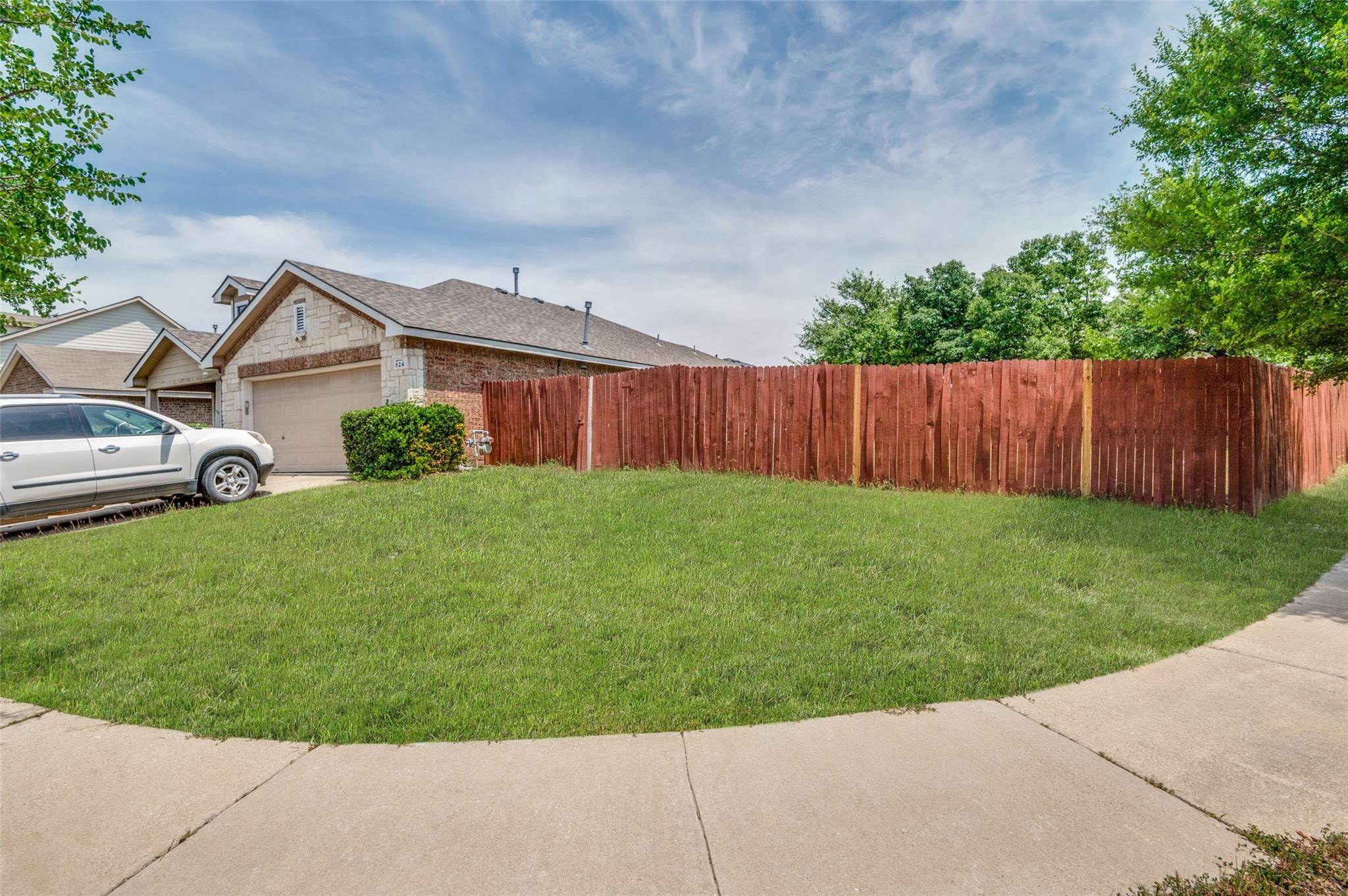 Fort Worth, TX 76179,824 Kentucky Derby Lane