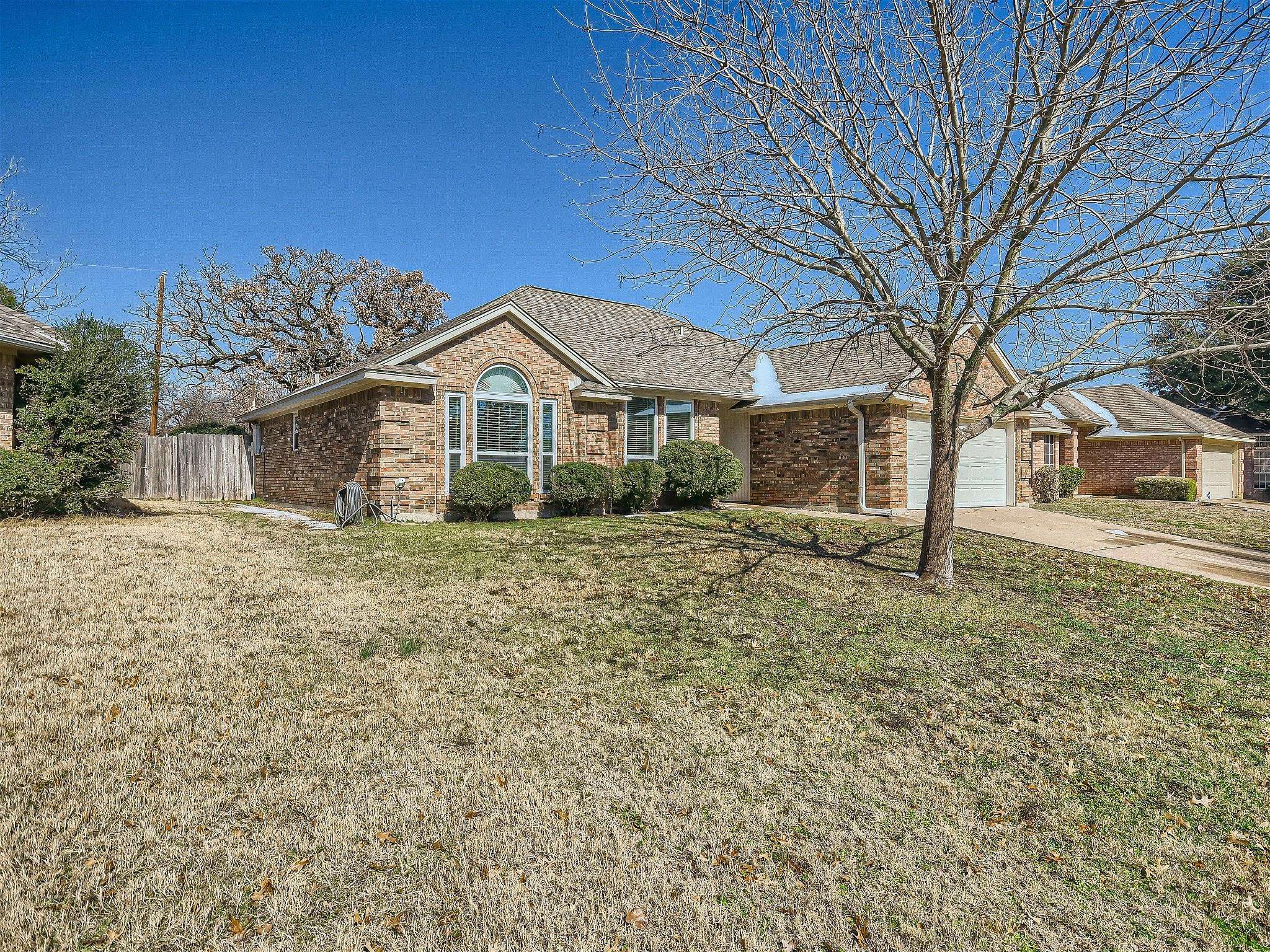 Arlington, TX 76001,2523 Satinwood Court