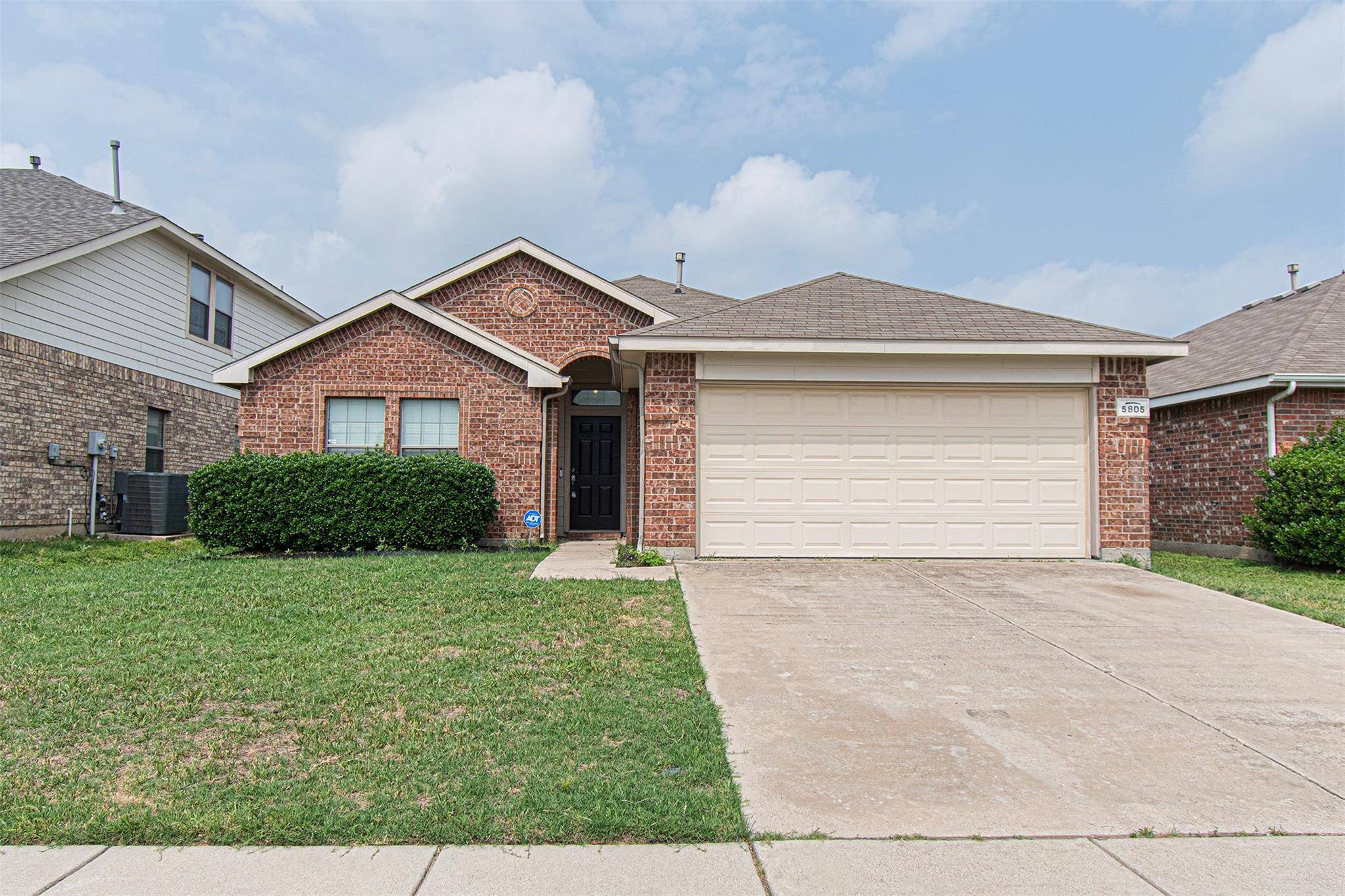 Fort Worth, TX 76179,5805 Country Valley Lane