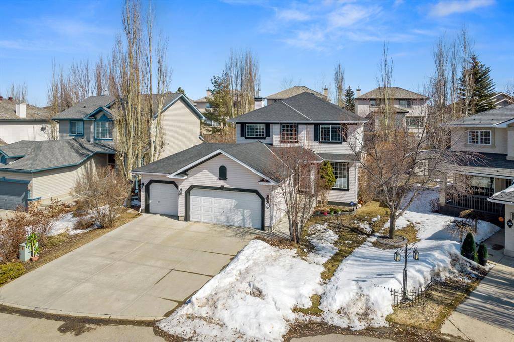 Calgary, AB T2Z 3B3,32 Douglasdale CRES SE