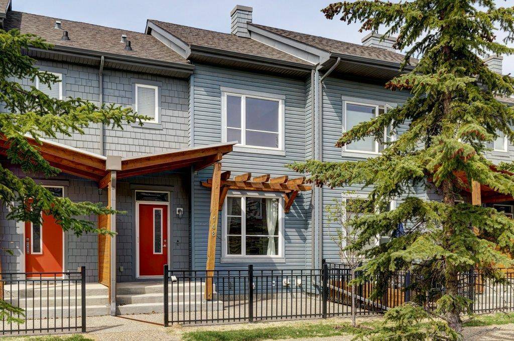 Calgary, AB T2X 0L7,148 Chapalina SQ SE