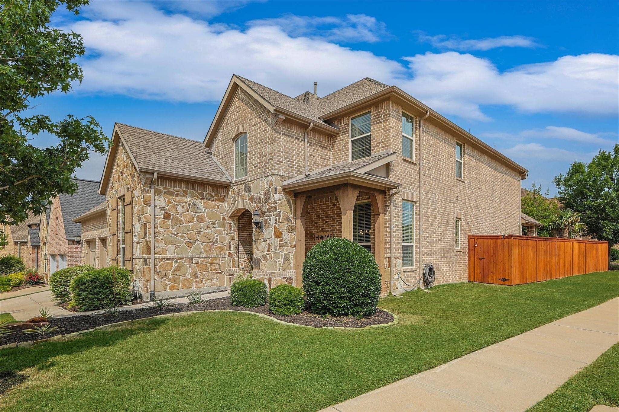 Lantana, TX 76226,8716 Scarlet Trail